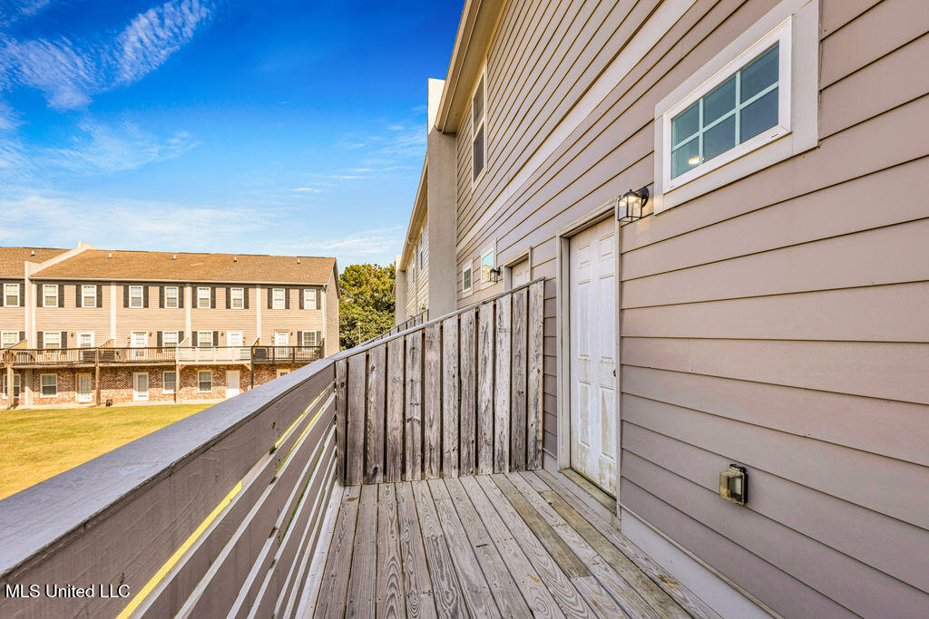 103 E Orchard Loop Property Photo 11