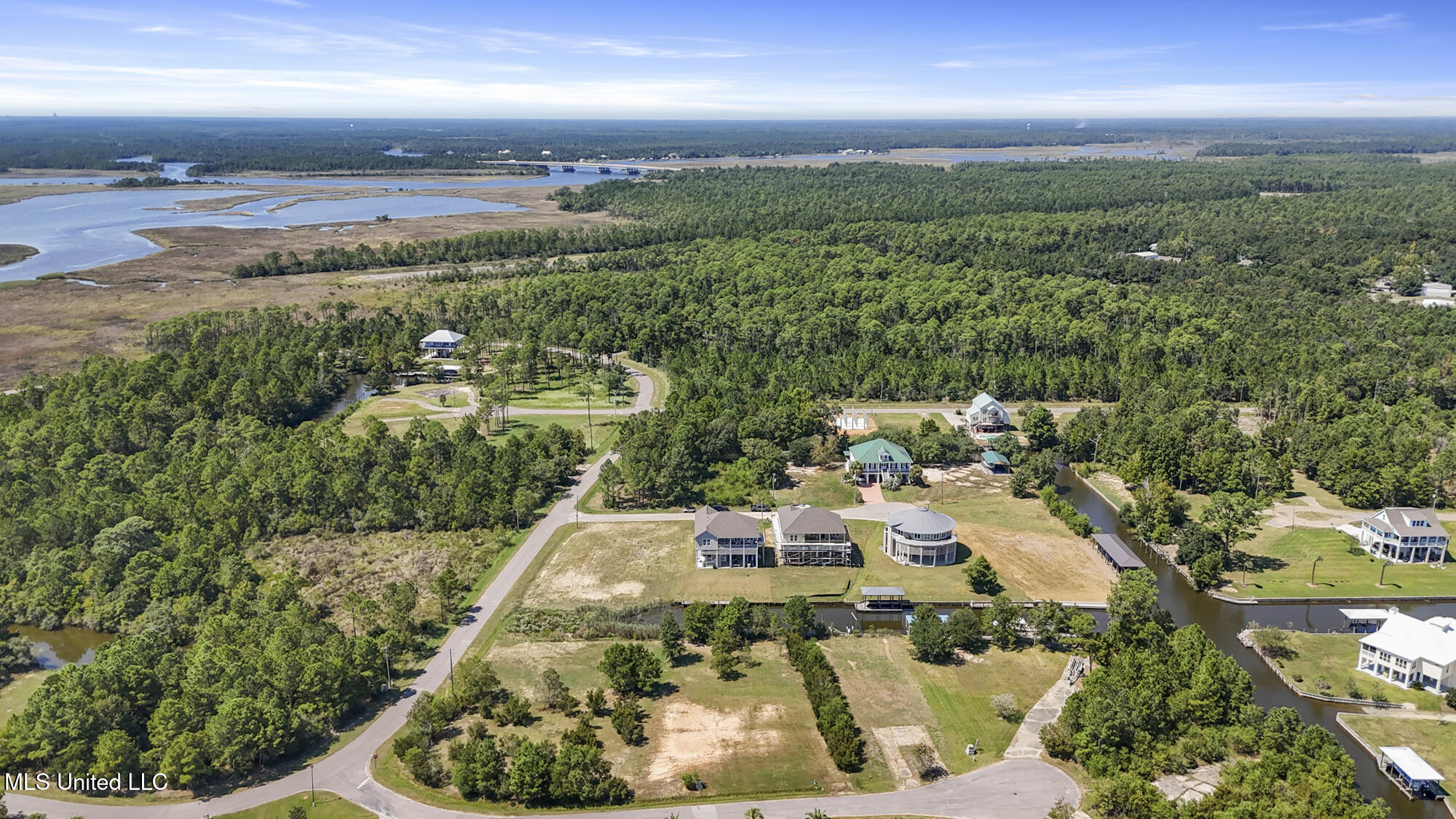 1322 Enos Street Property Photo 6