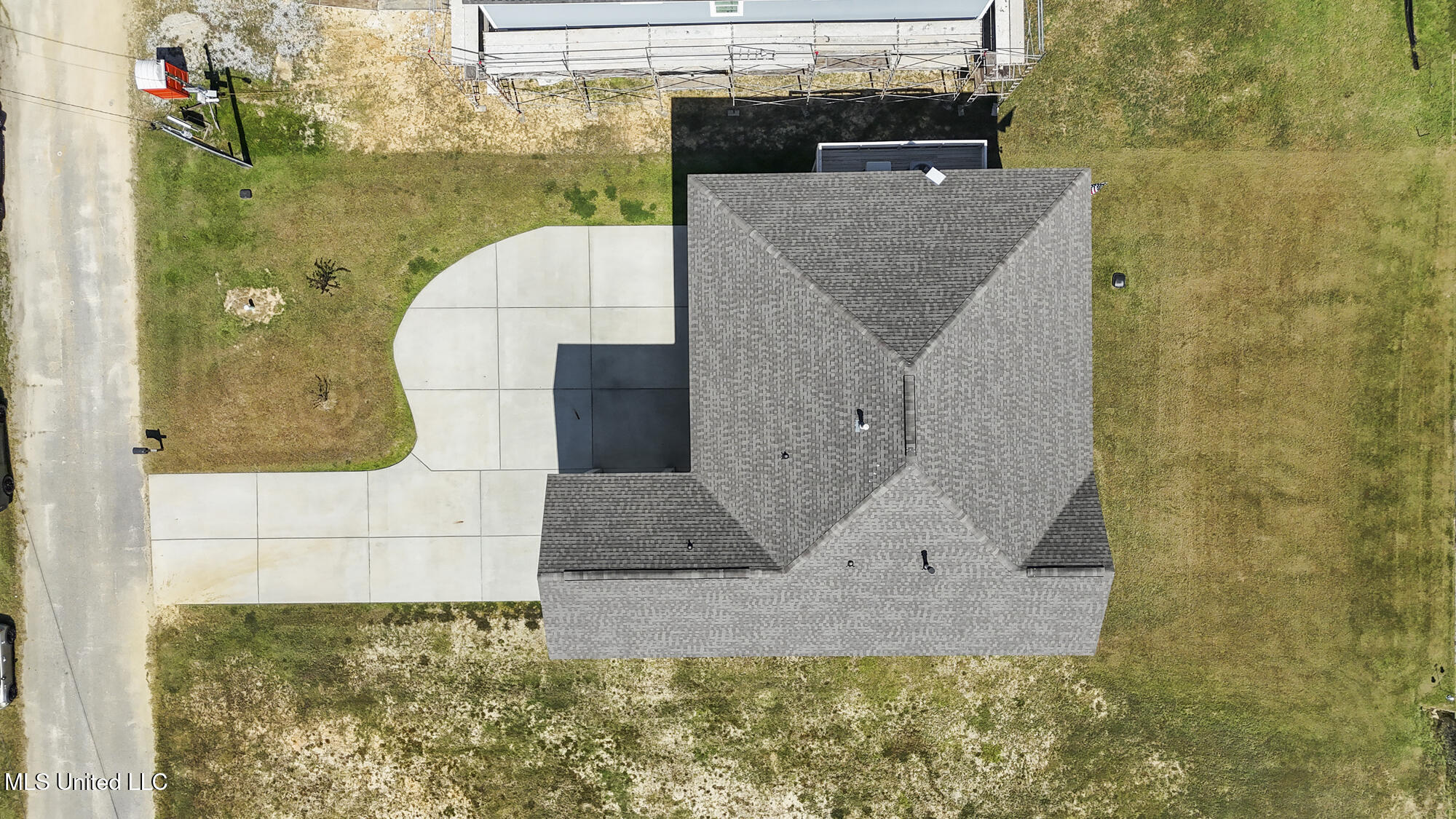 1322 Enos Street Property Photo 8