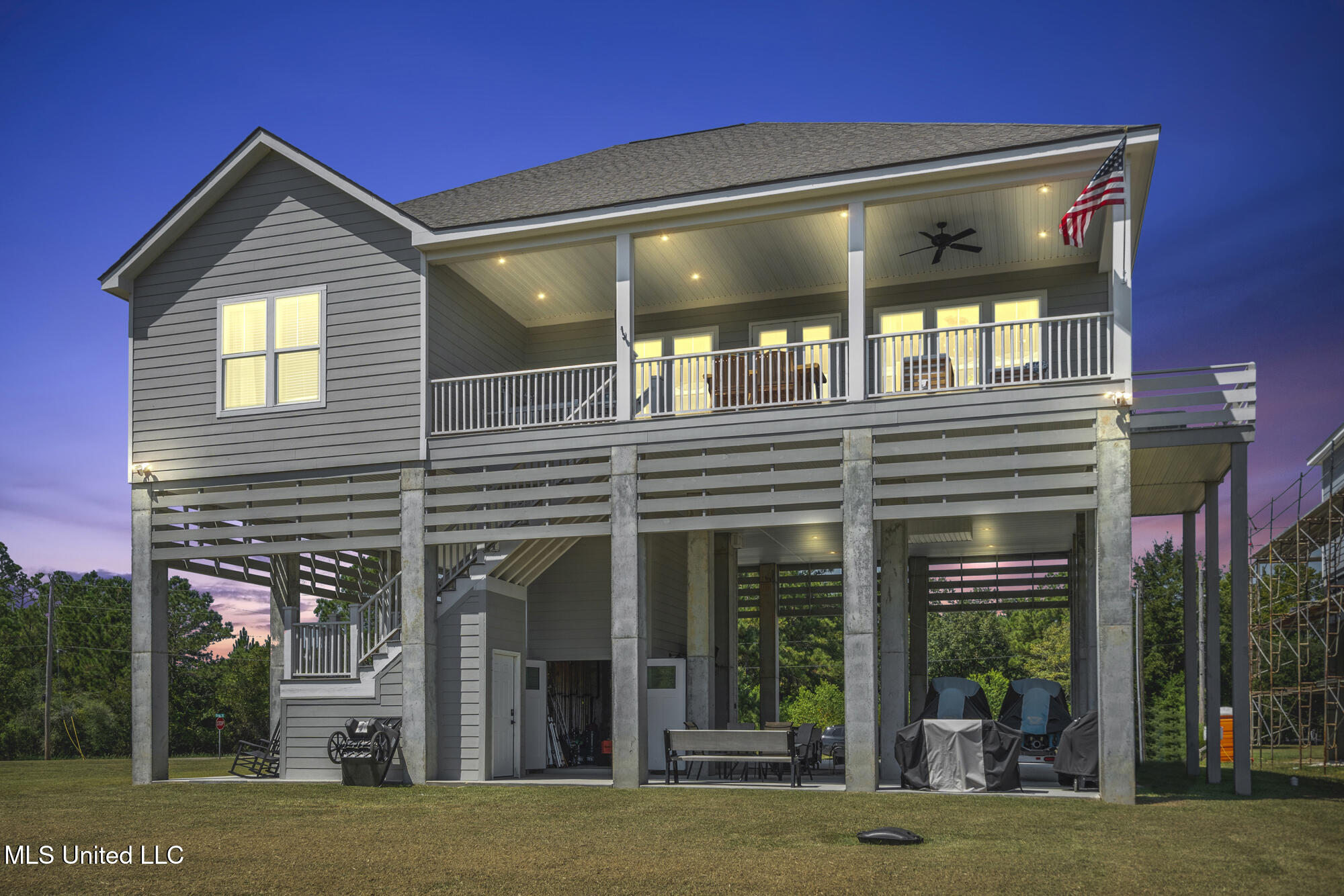 1322 Enos Street Property Photo 16