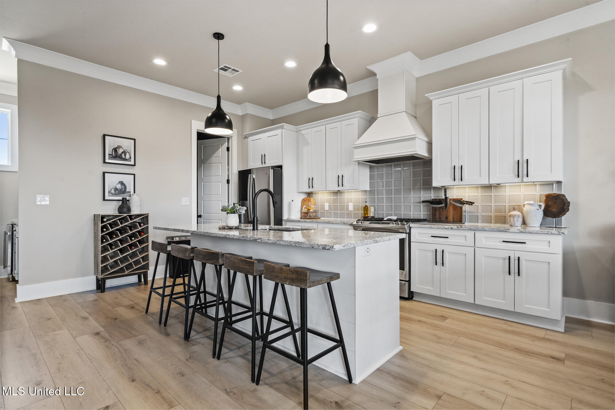 1322 Enos Street Property Photo 33