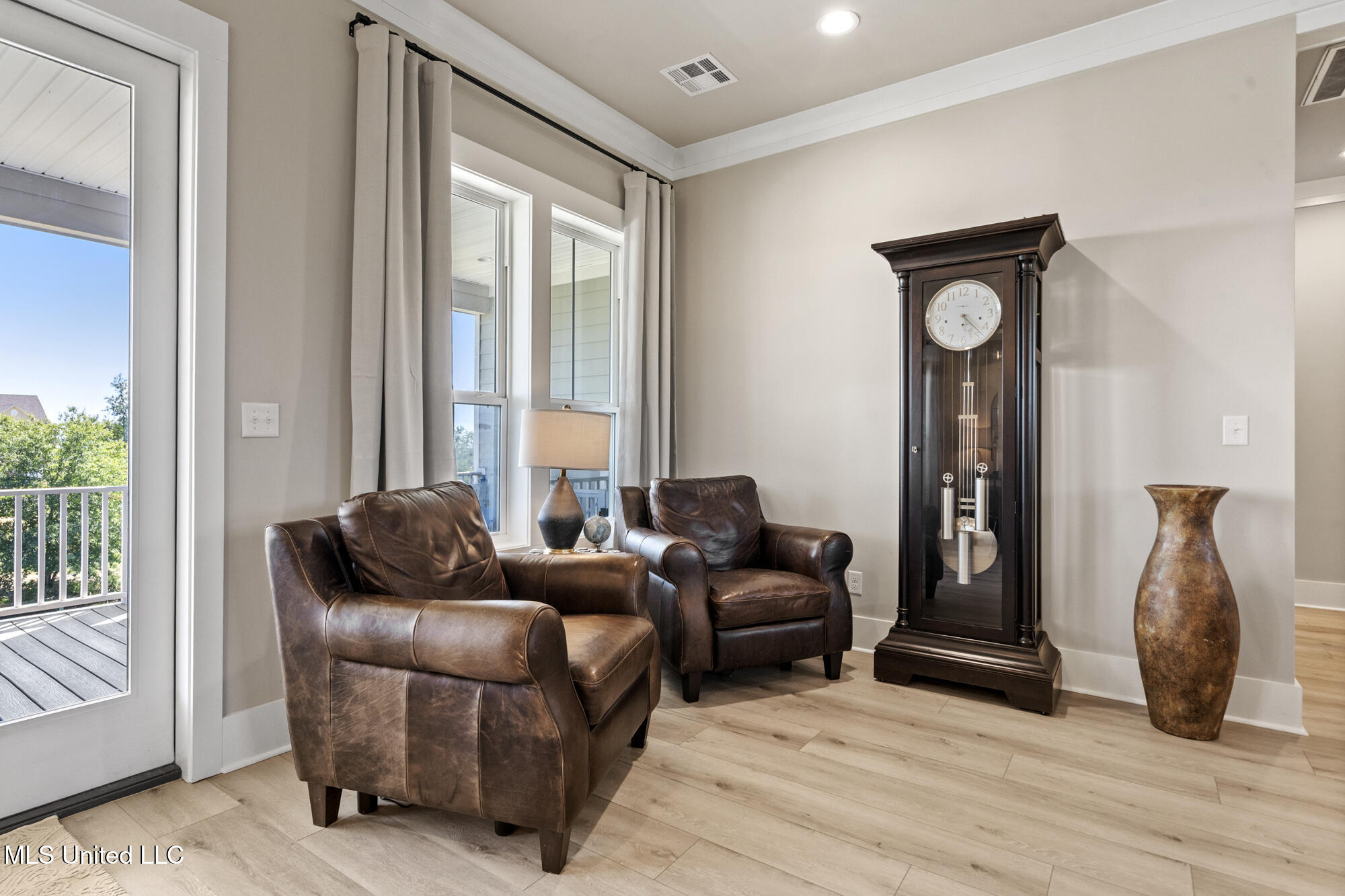 1322 Enos Street Property Photo 38