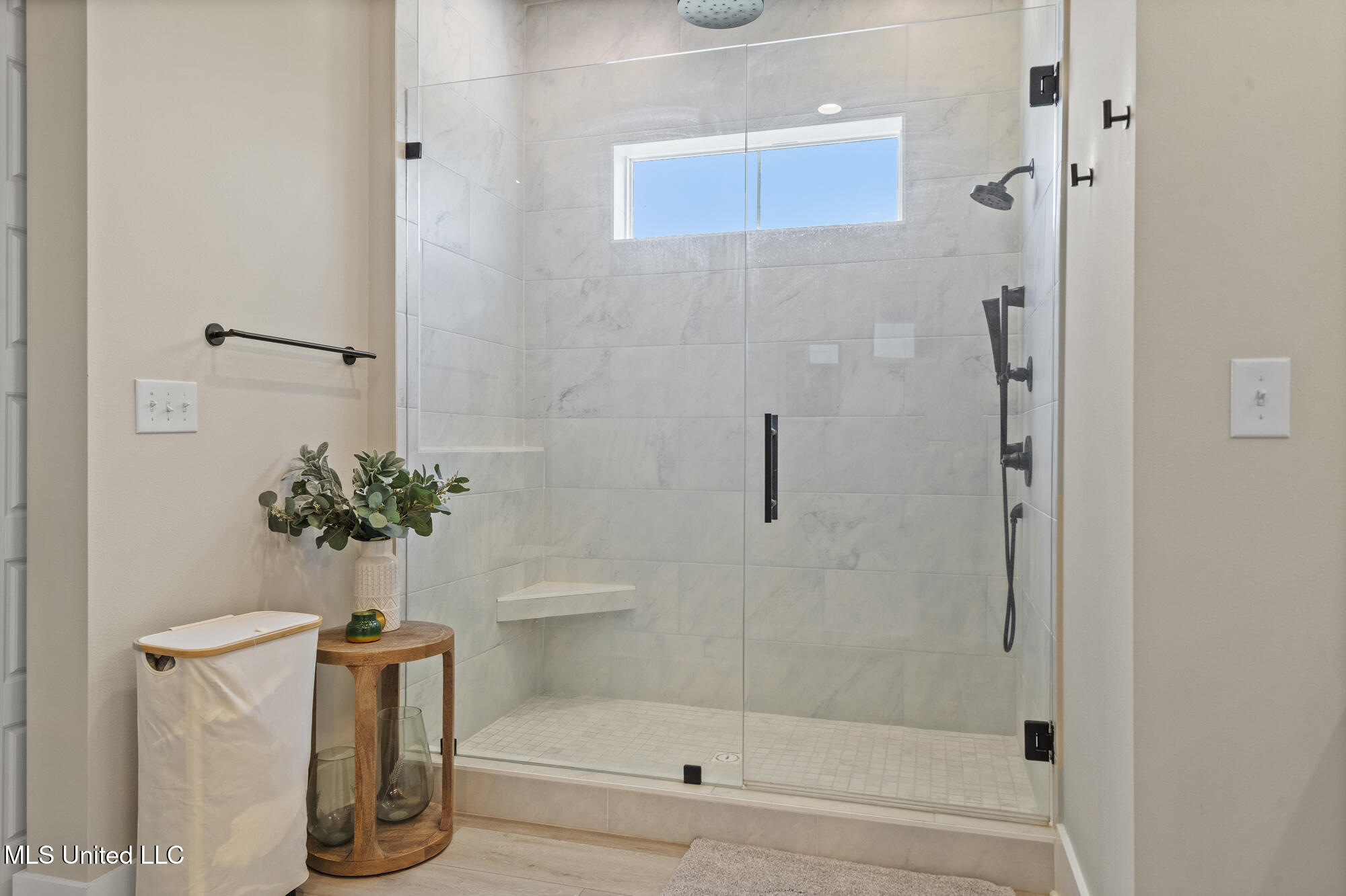 1322 Enos Street Property Photo 43