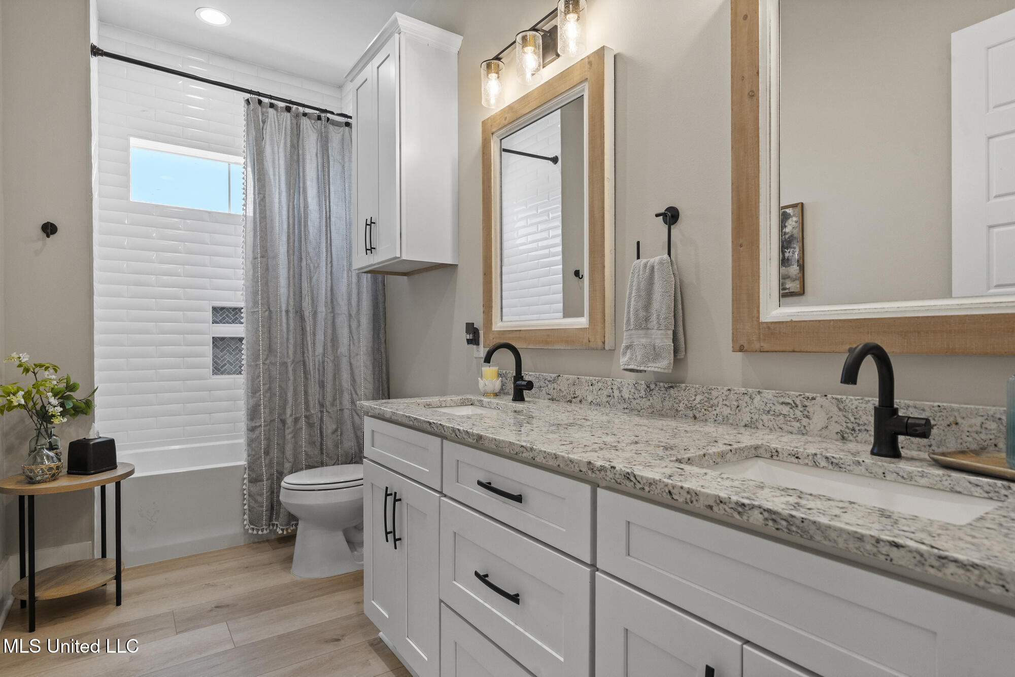 1322 Enos Street Property Photo 45