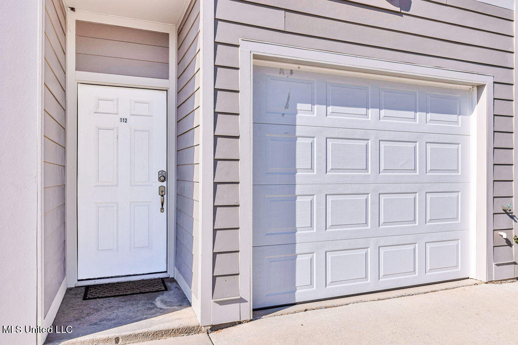 112 E Orchard Loop Property Photo 2
