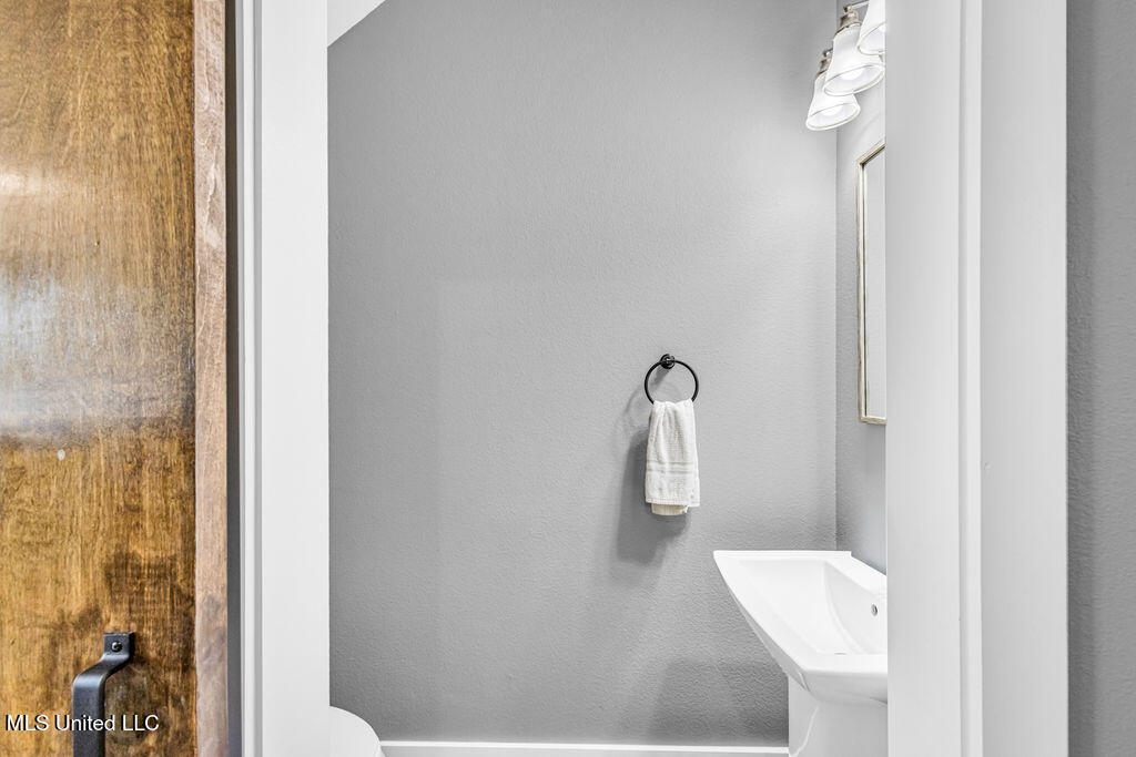 112 E Orchard Loop Property Photo 9