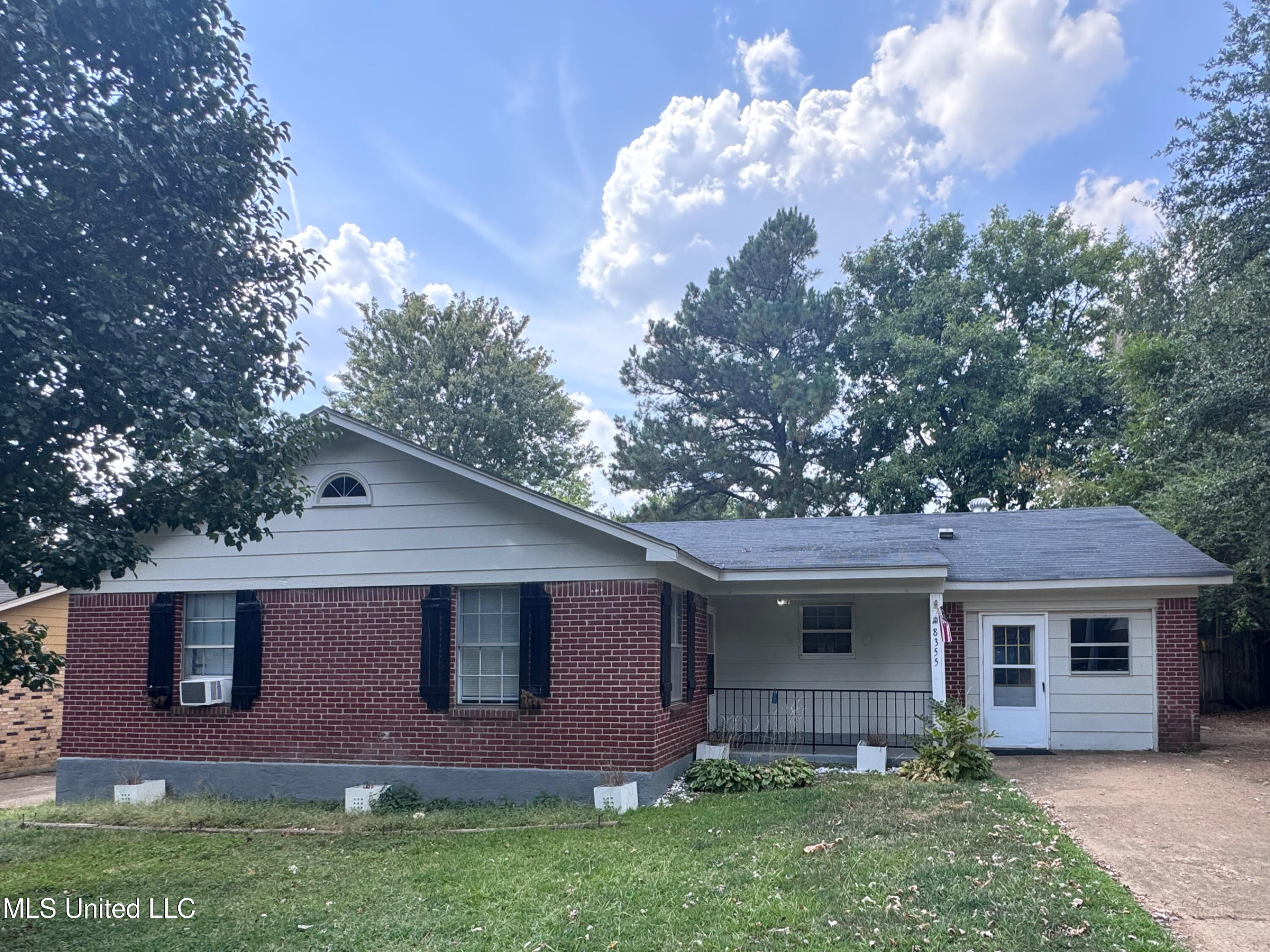 8355 Greenbrook Parkway Property Photo 1