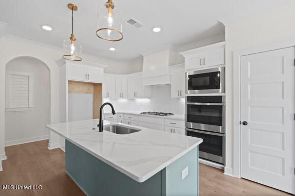 14317 Hidden Loop Property Photo 14