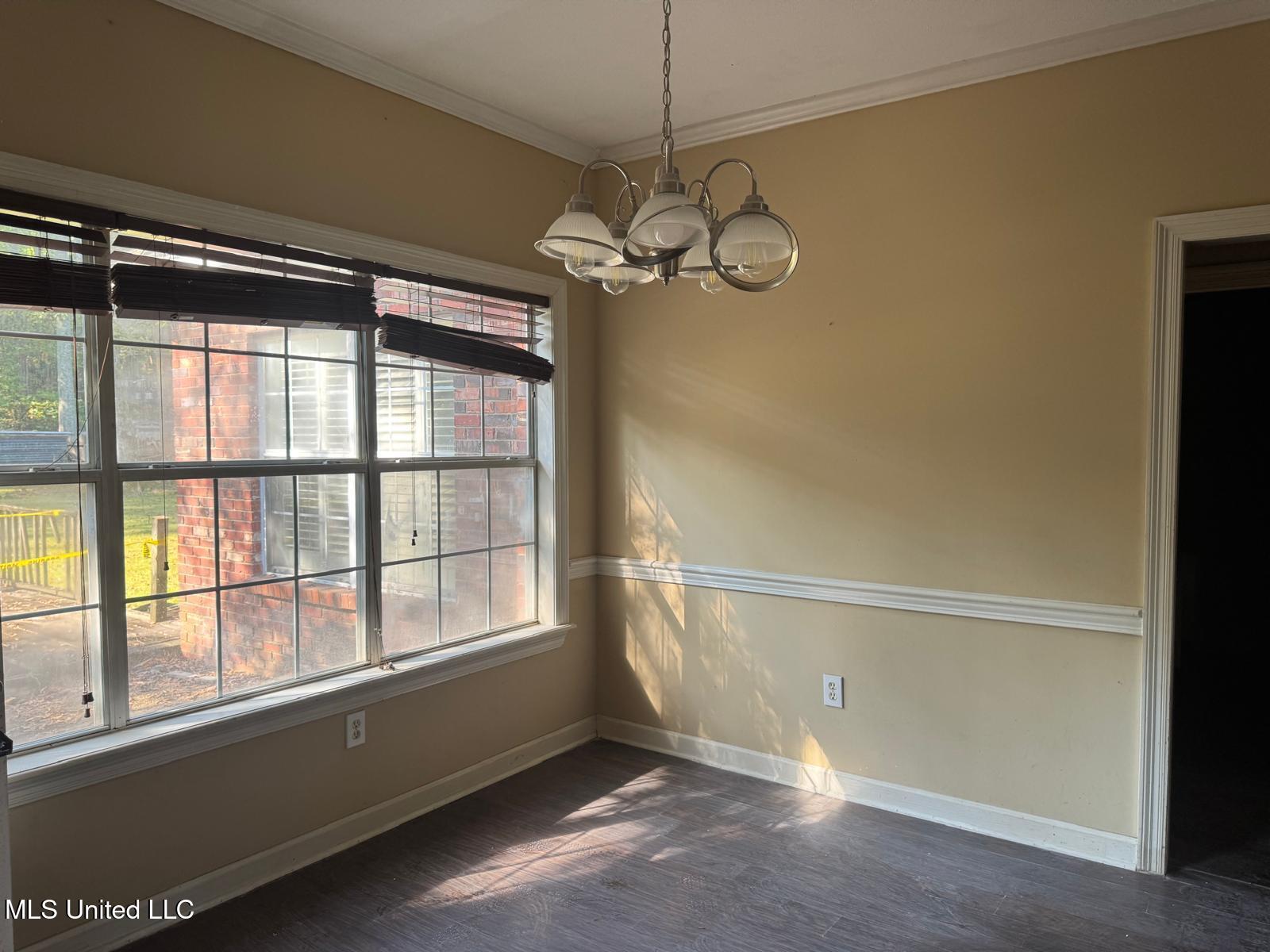 120 Wildwood Boulevard Property Photo 7