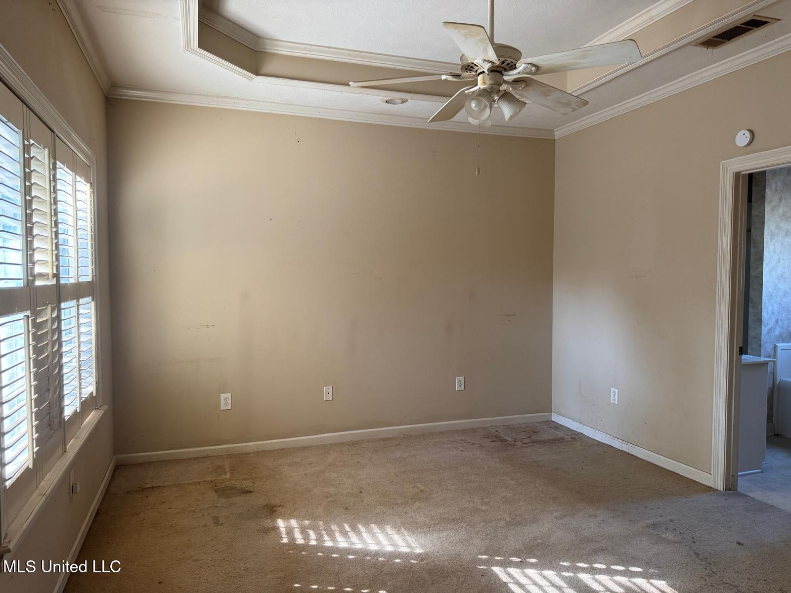120 Wildwood Boulevard Property Photo 8