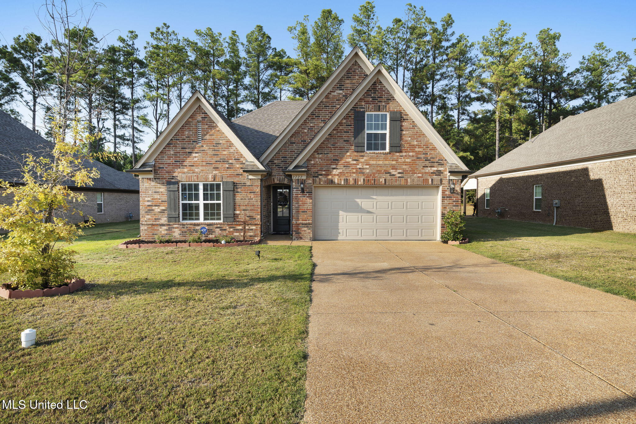 2722 Dela Drive Property Photo 3