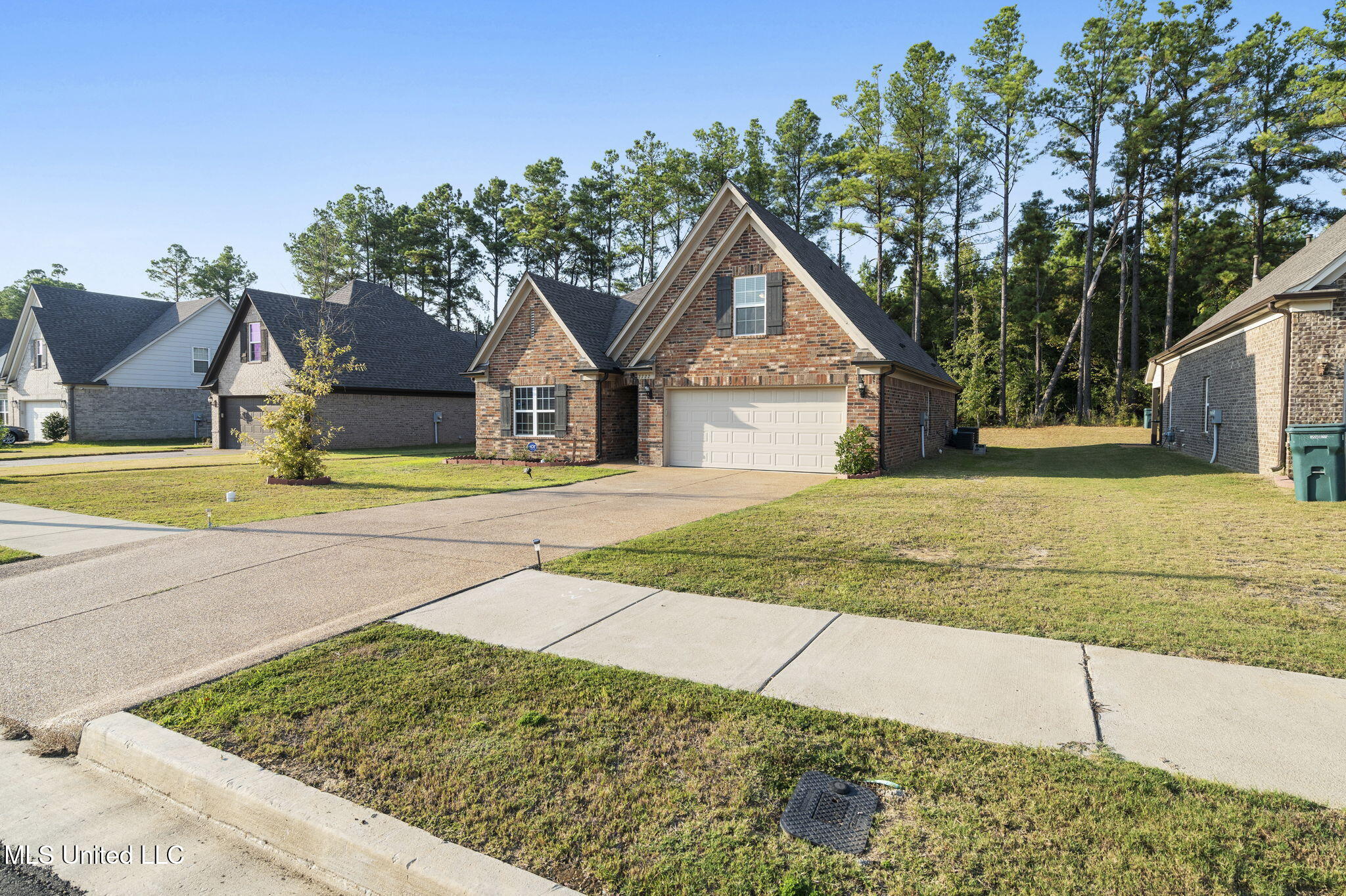 2722 Dela Drive Property Photo 7