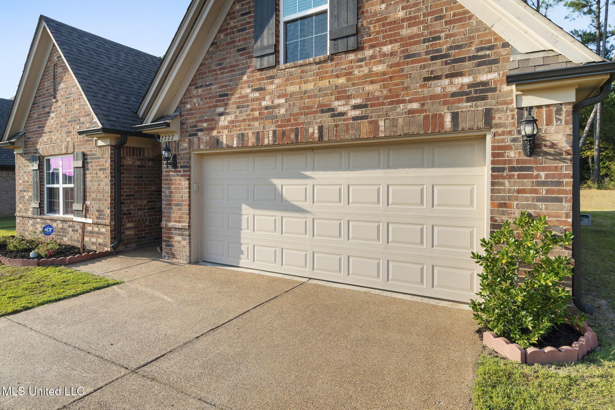 2722 Dela Drive Property Photo 8