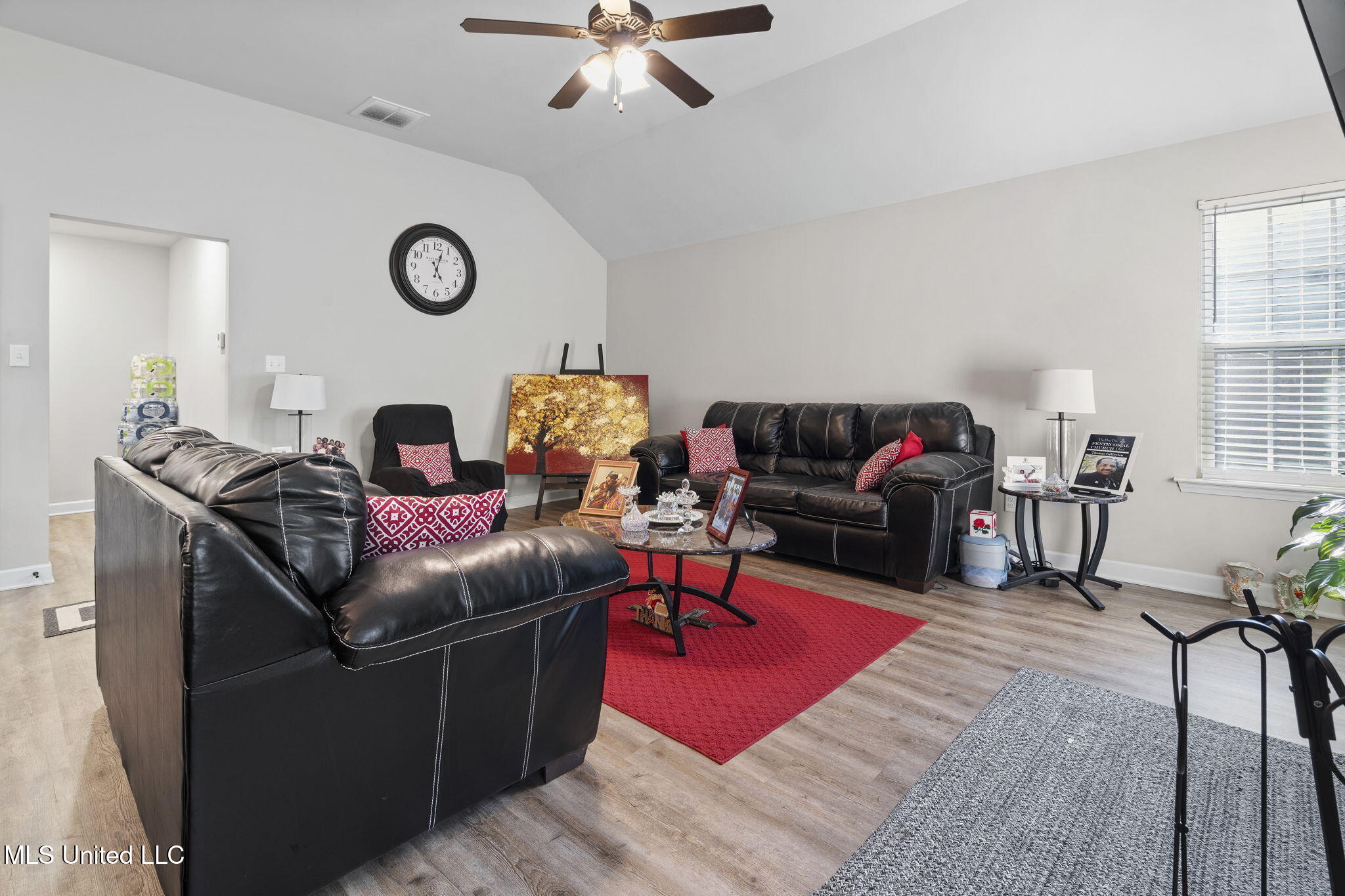 2722 Dela Drive Property Photo 14