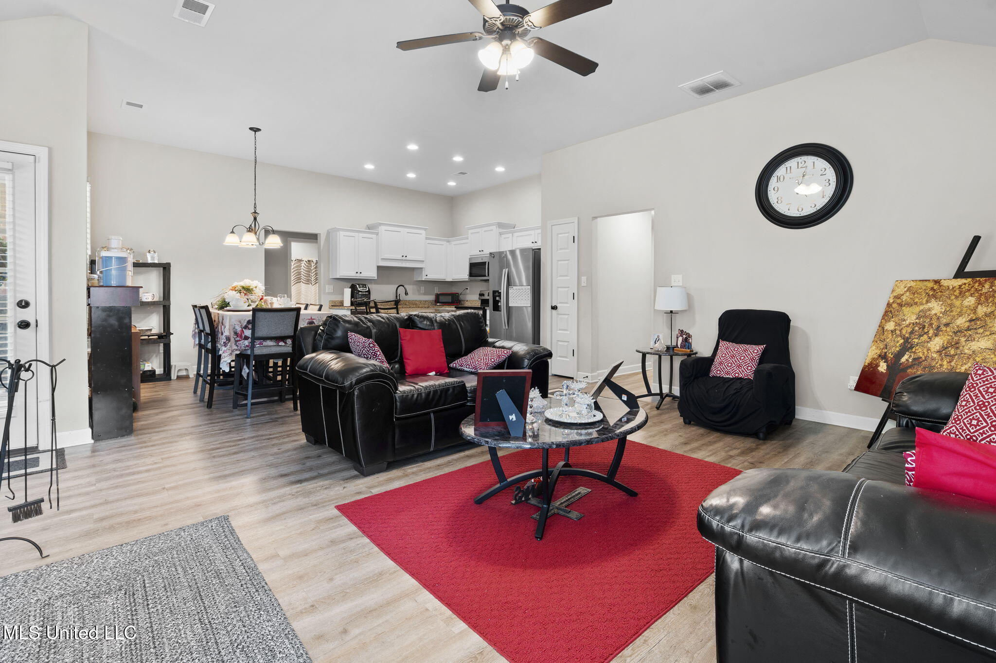 2722 Dela Drive Property Photo 15