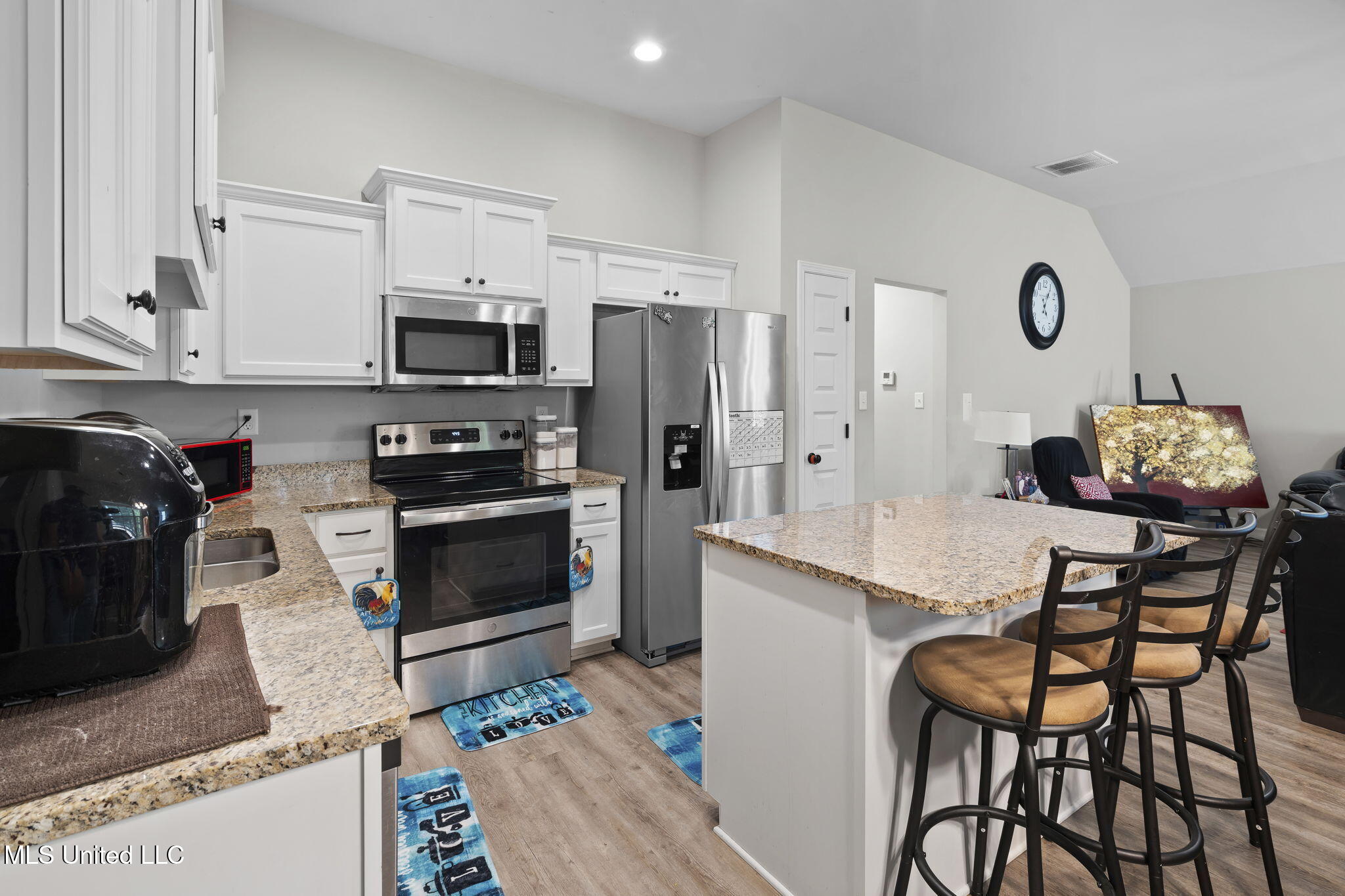 2722 Dela Drive Property Photo 18