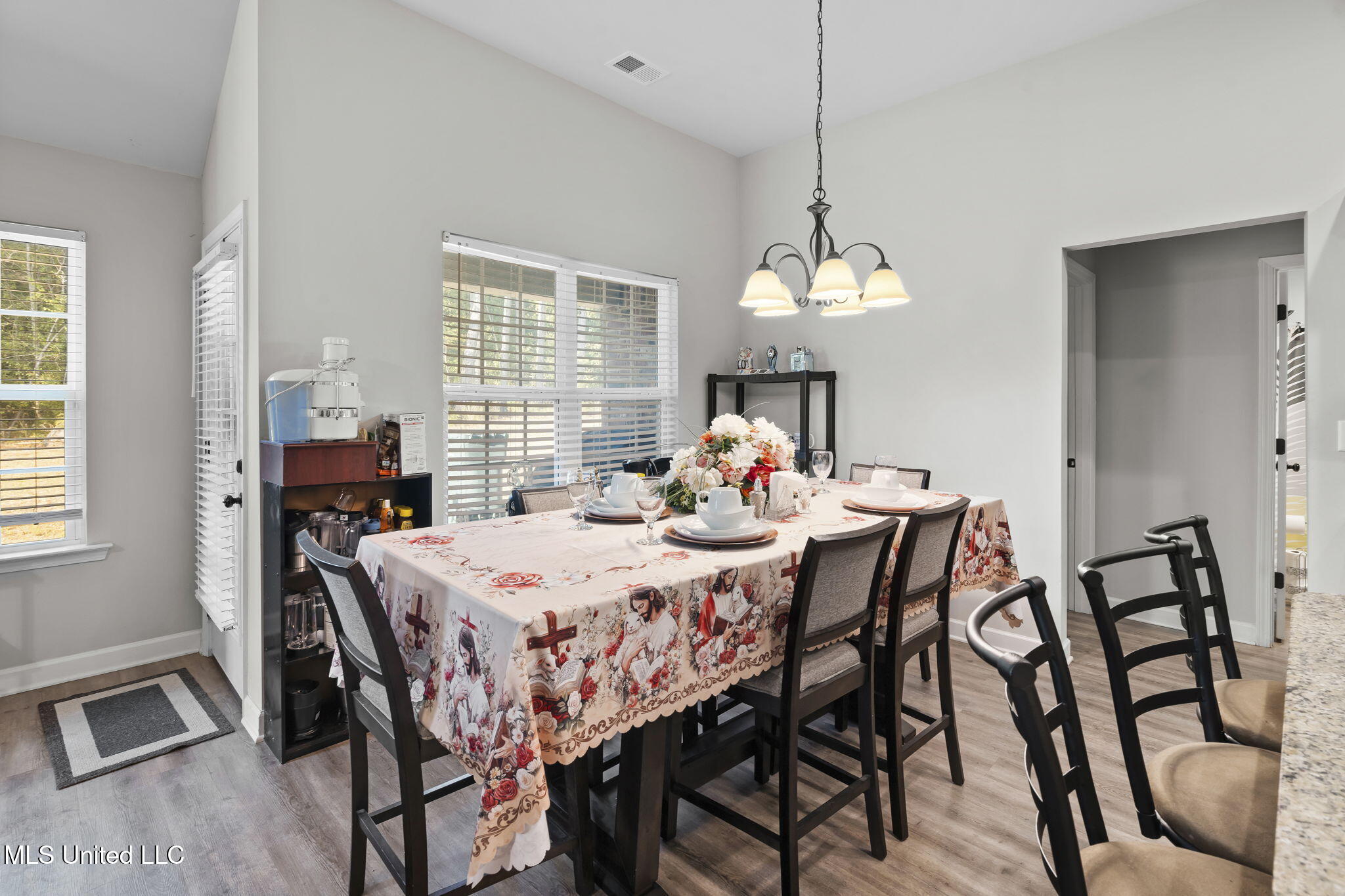 2722 Dela Drive Property Photo 19