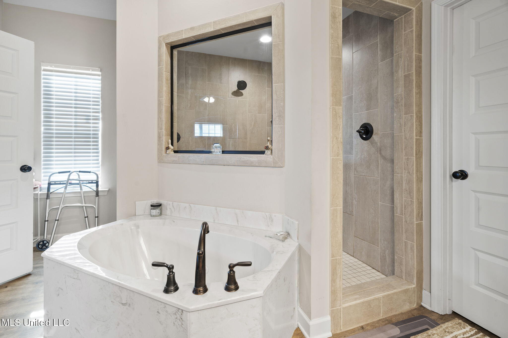 2722 Dela Drive Property Photo 26