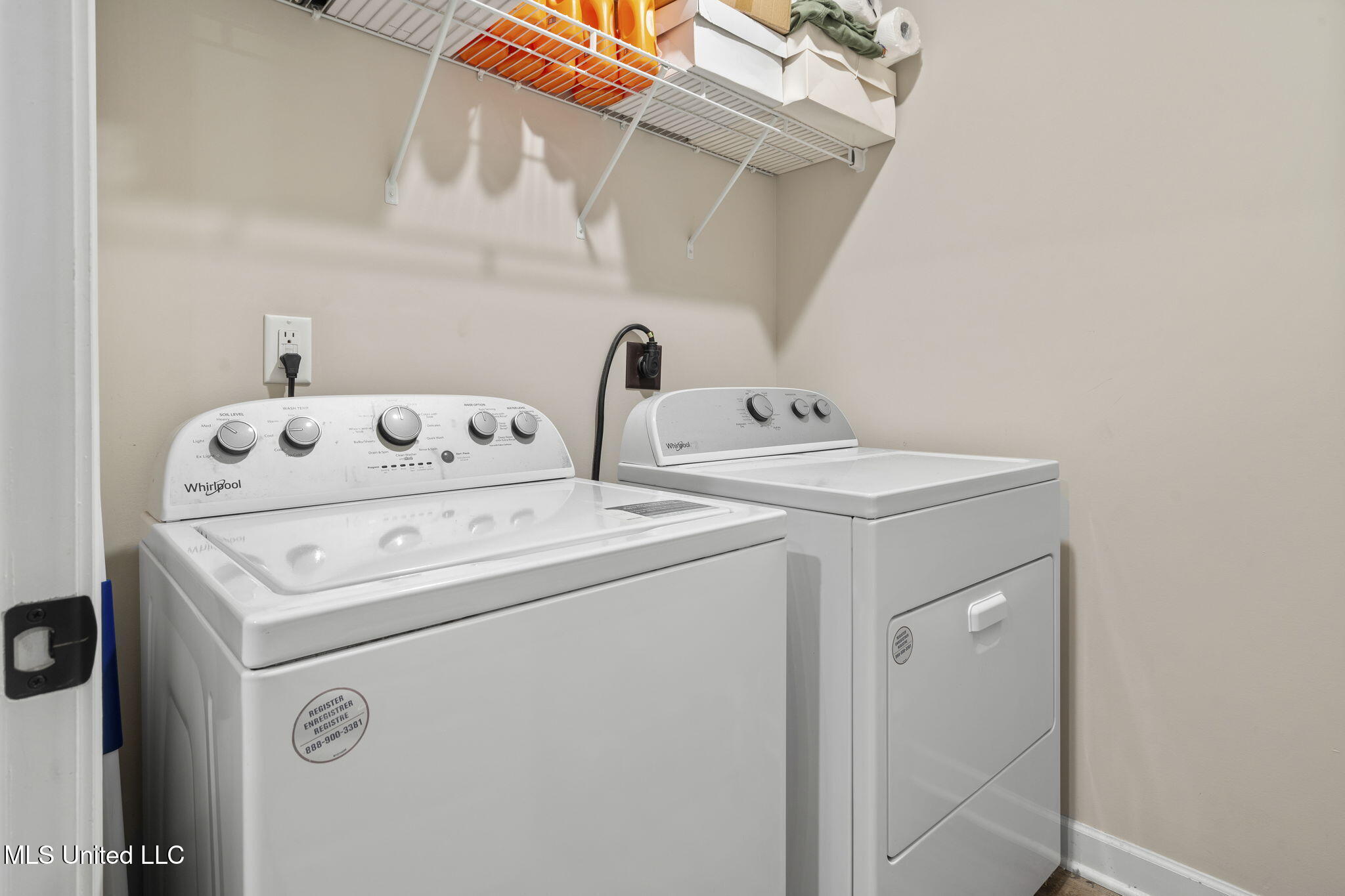 2722 Dela Drive Property Photo 27