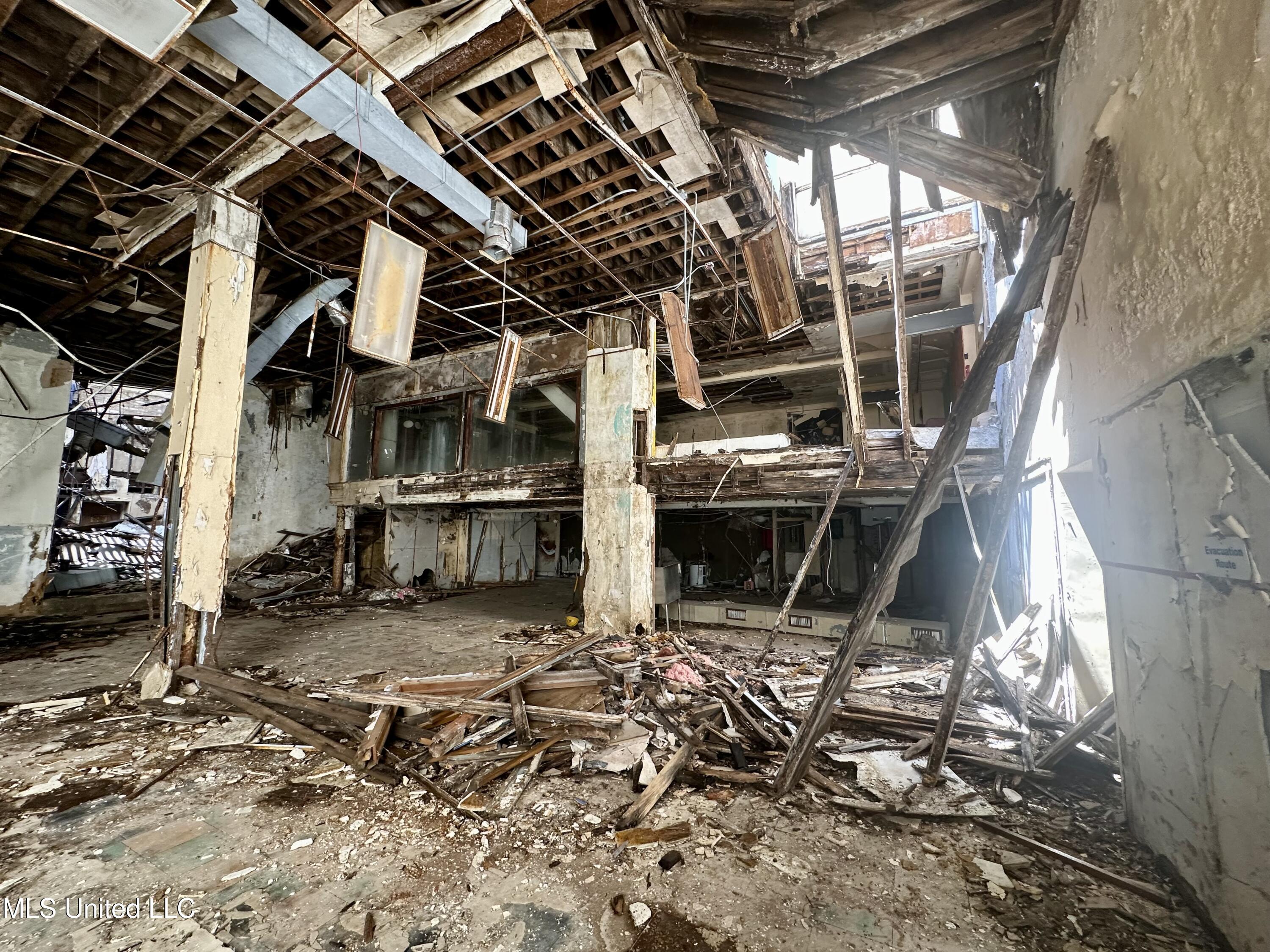 230 Main Street Property Photo 18