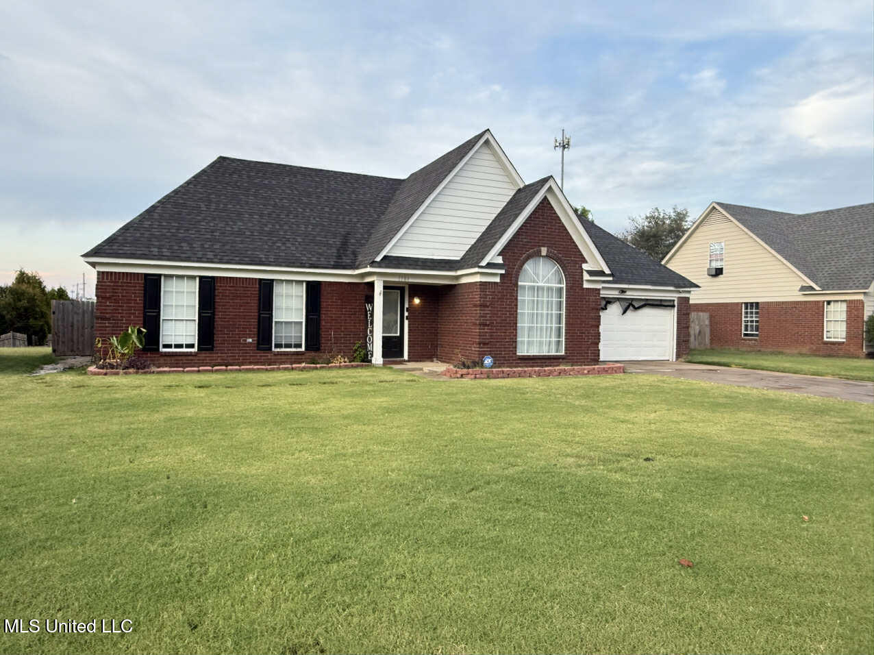 1784 Thomas Street Property Photo 1