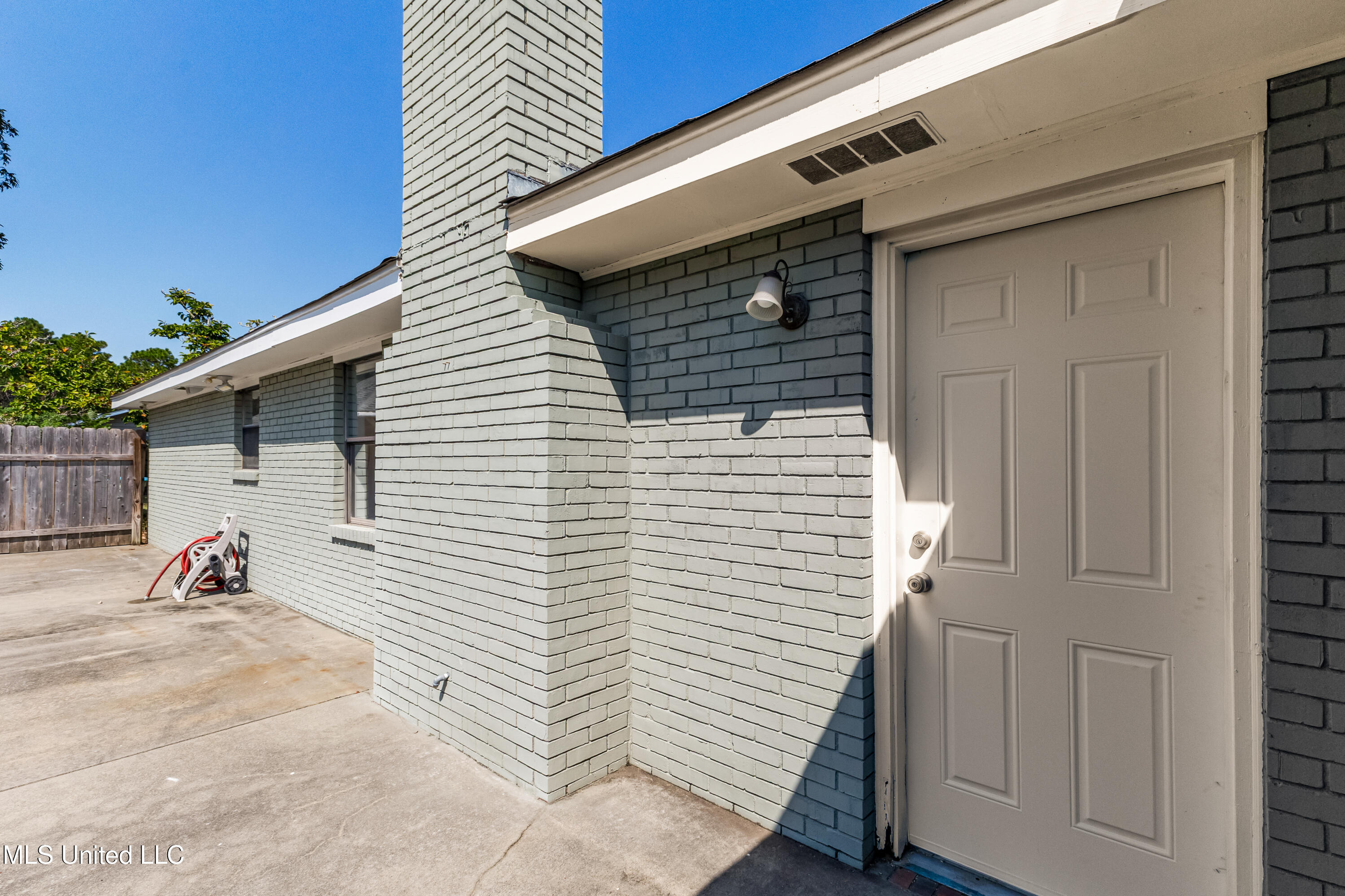 102 Little John Drive Property Photo 25