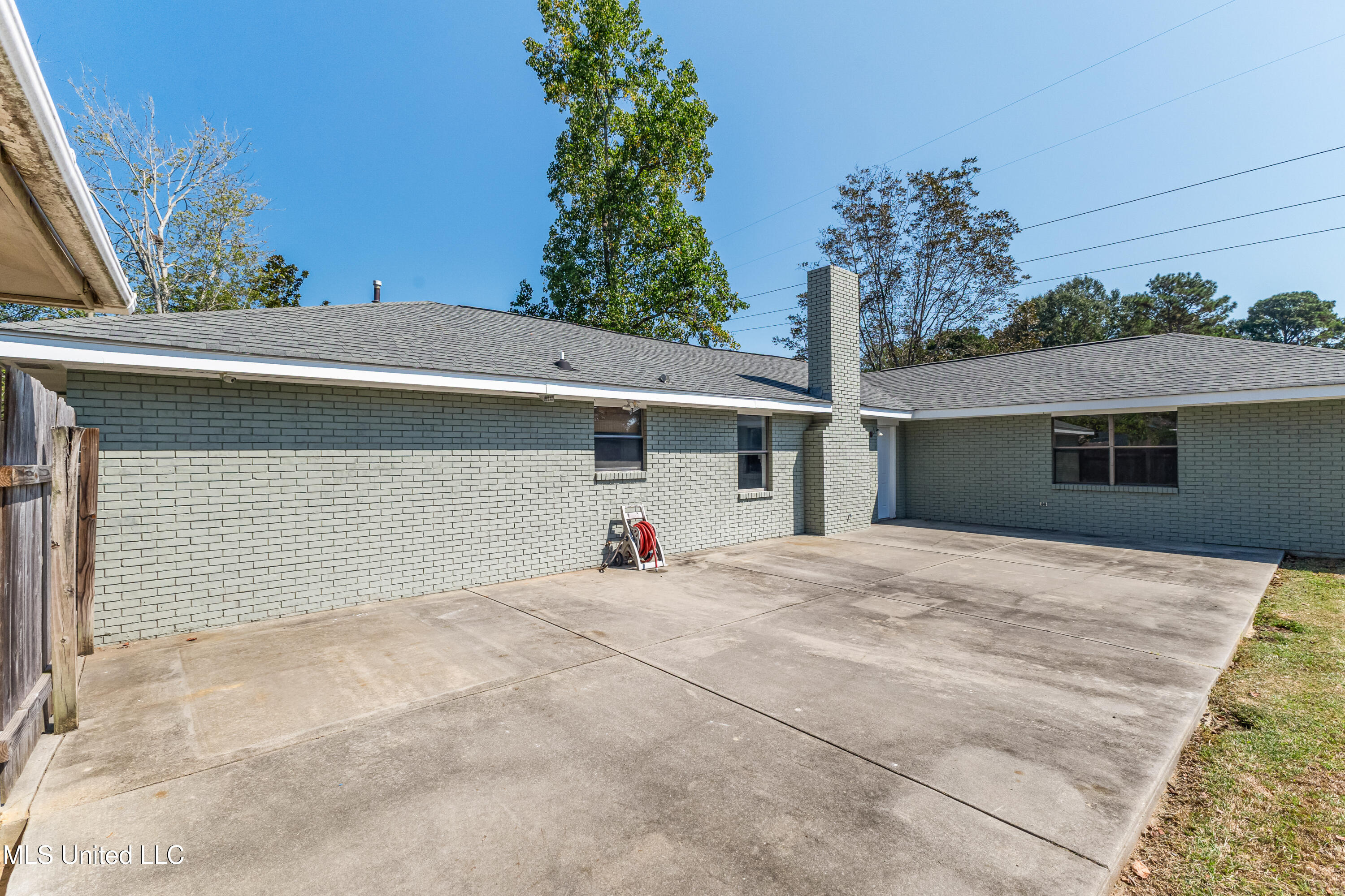 102 Little John Drive Property Photo 26