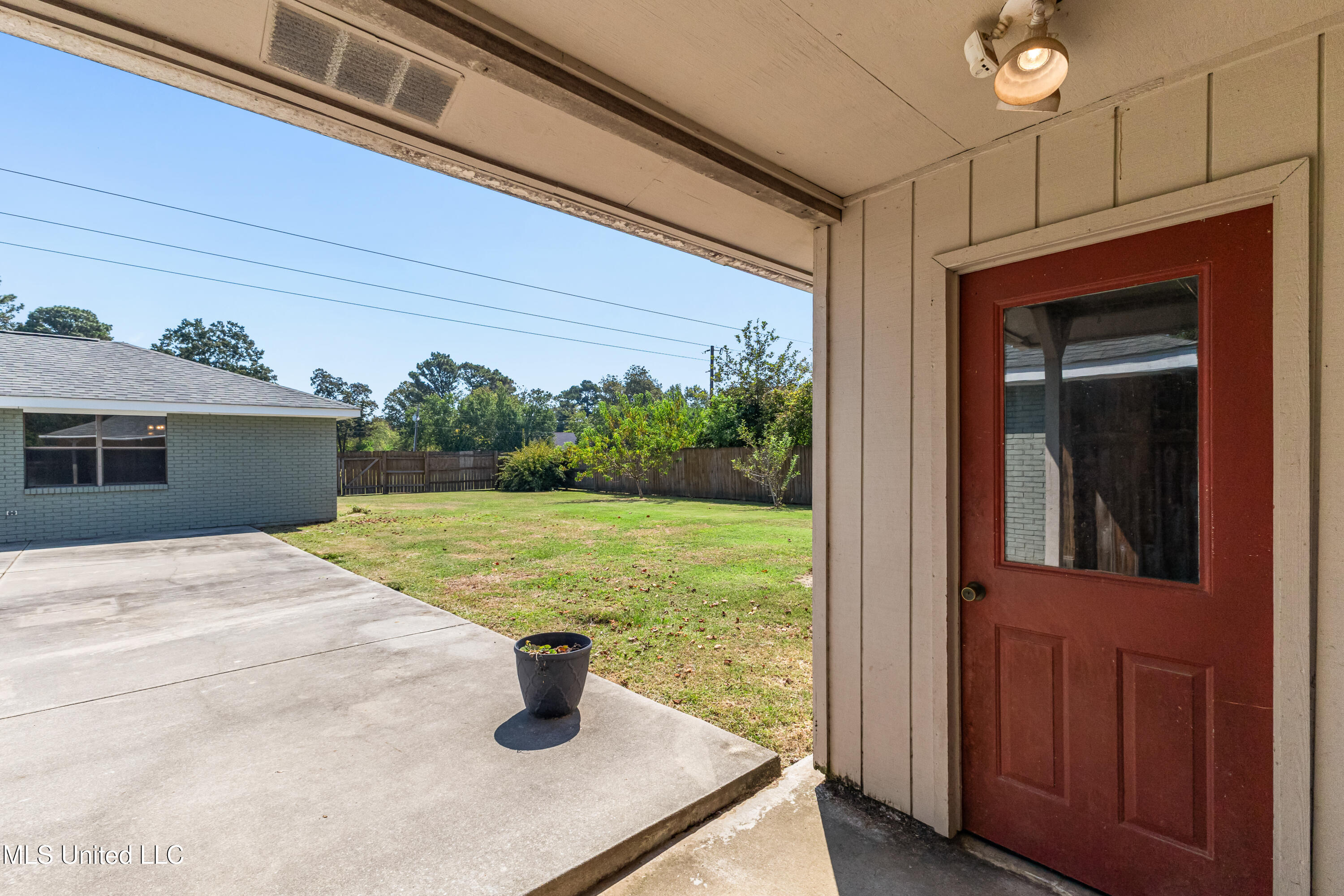 102 Little John Drive Property Photo 28