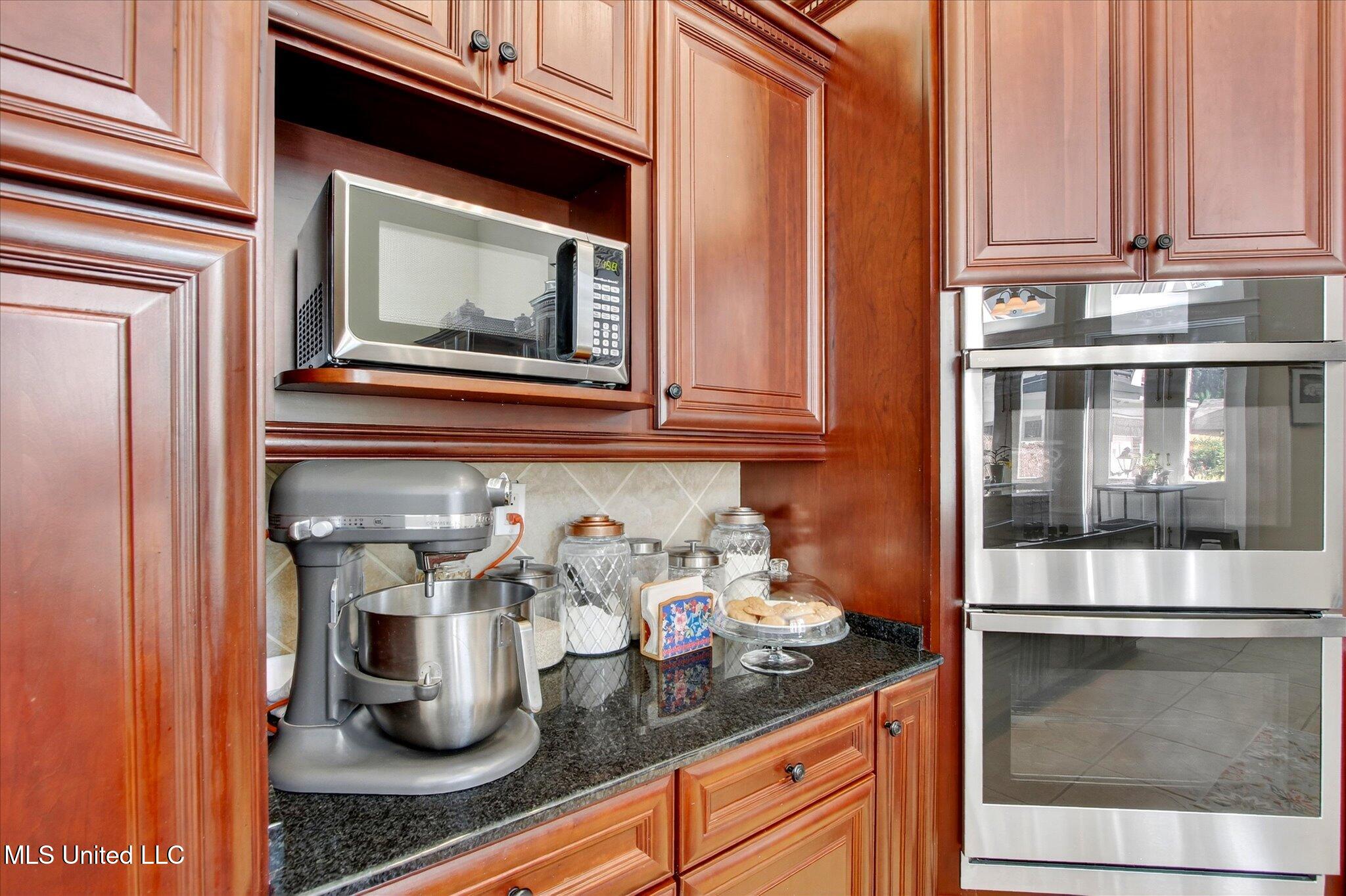 1611 Glenn Swetman Street Property Photo 14
