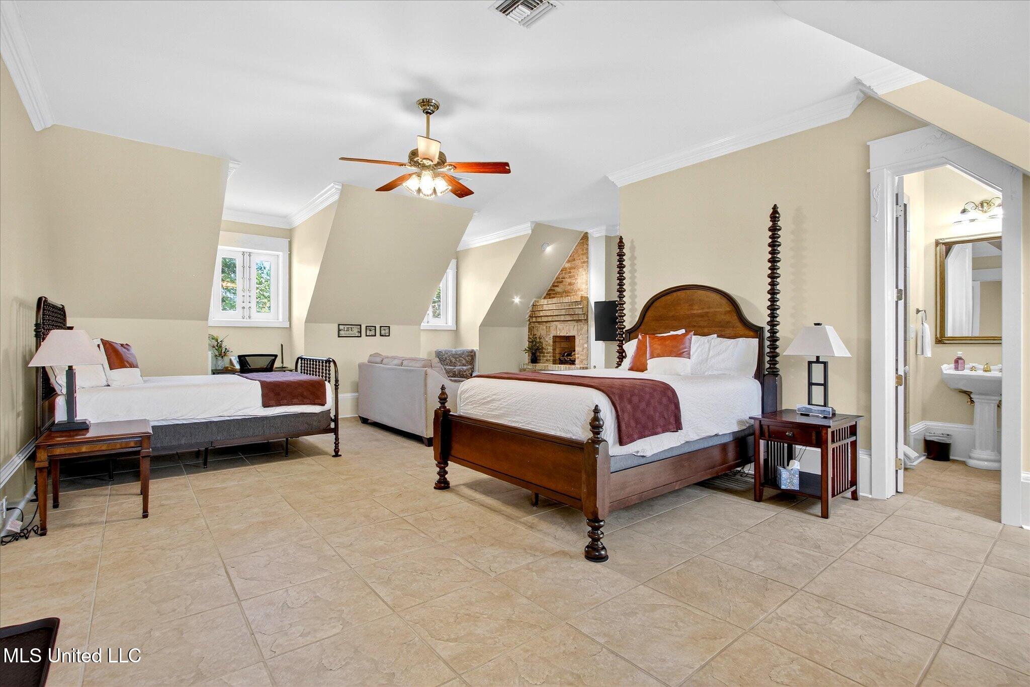 1611 Glenn Swetman Street Property Photo 49