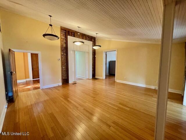 764 Water Street Property Photo 15