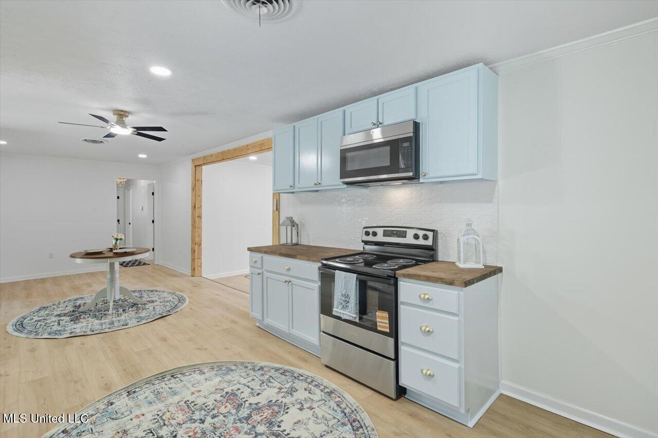 3420 Lanell Lane Property Photo 10