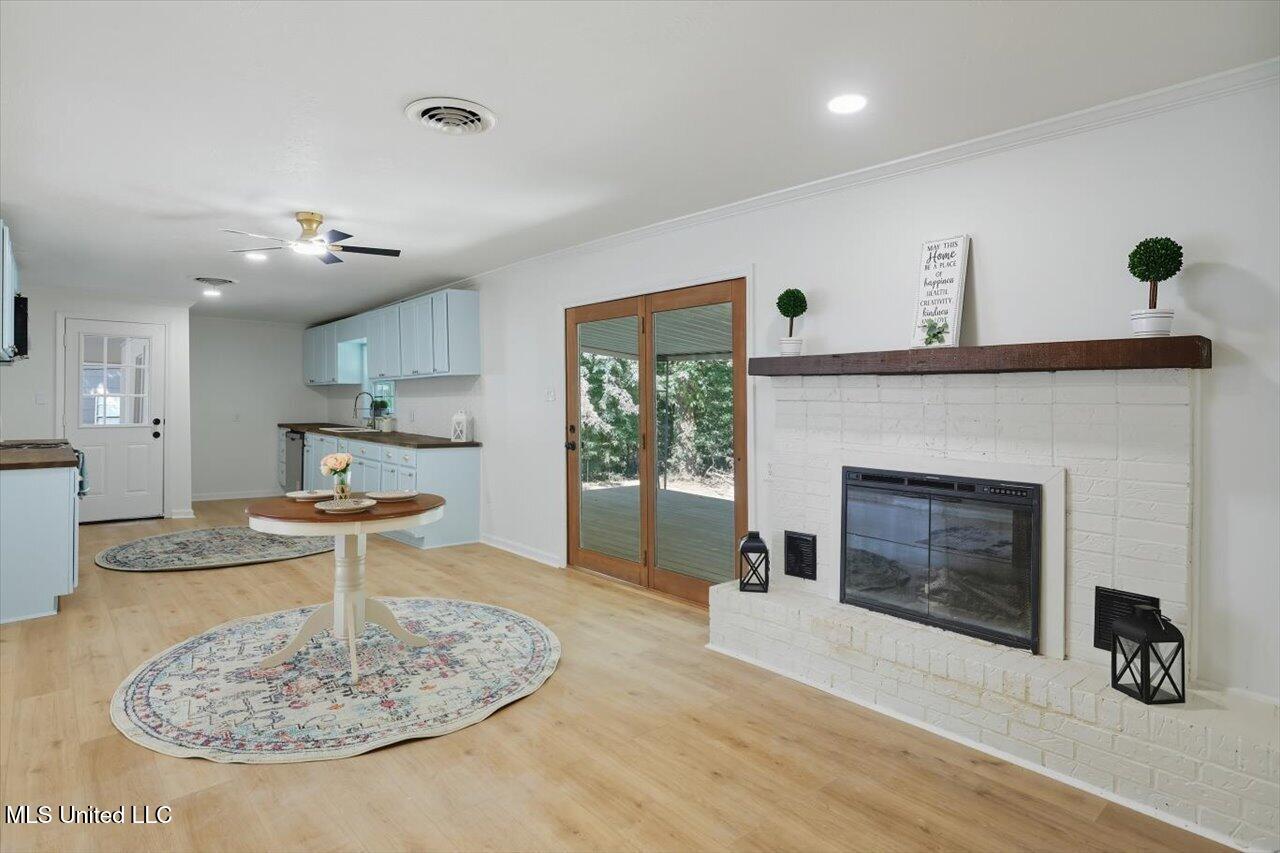 3420 Lanell Lane Property Photo 14