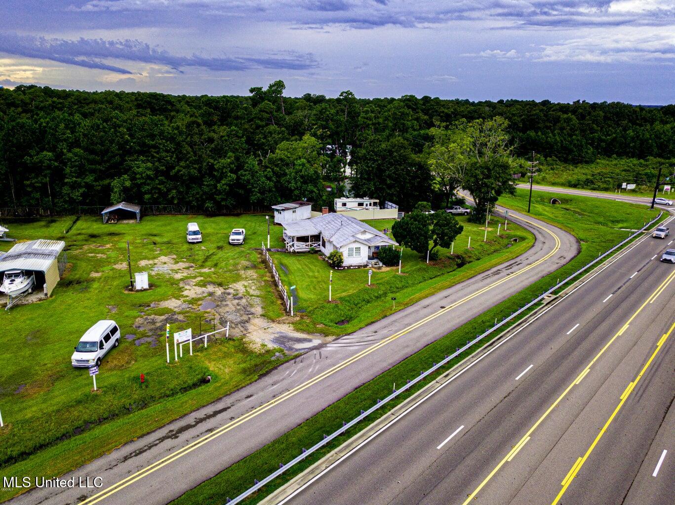 10853 Old Highway 67 Property Photo 16