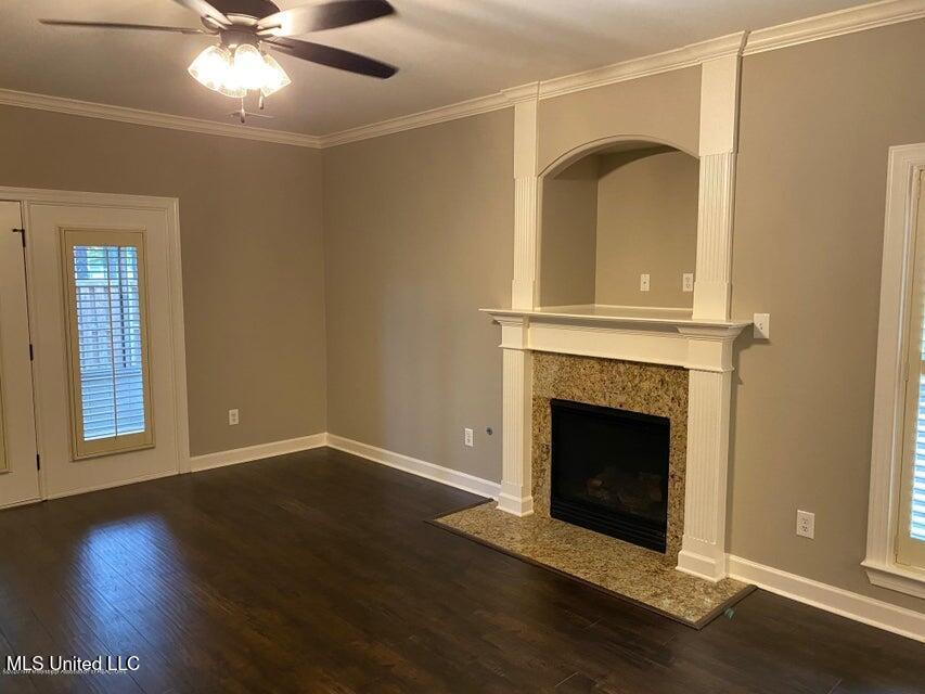 3228 Foxdale Loop Property Photo 4