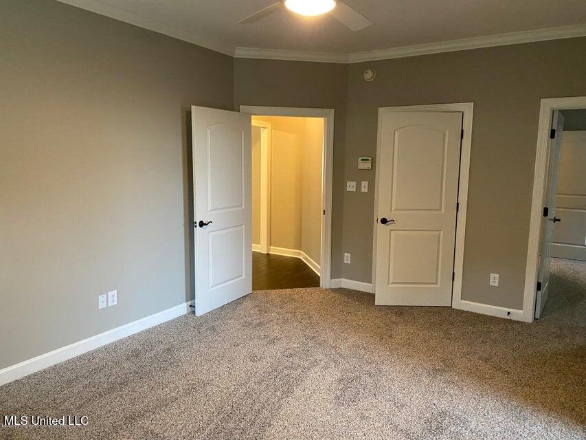 3228 Foxdale Loop Property Photo 9