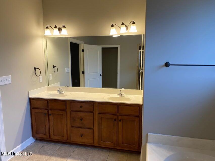 3228 Foxdale Loop Property Photo 11