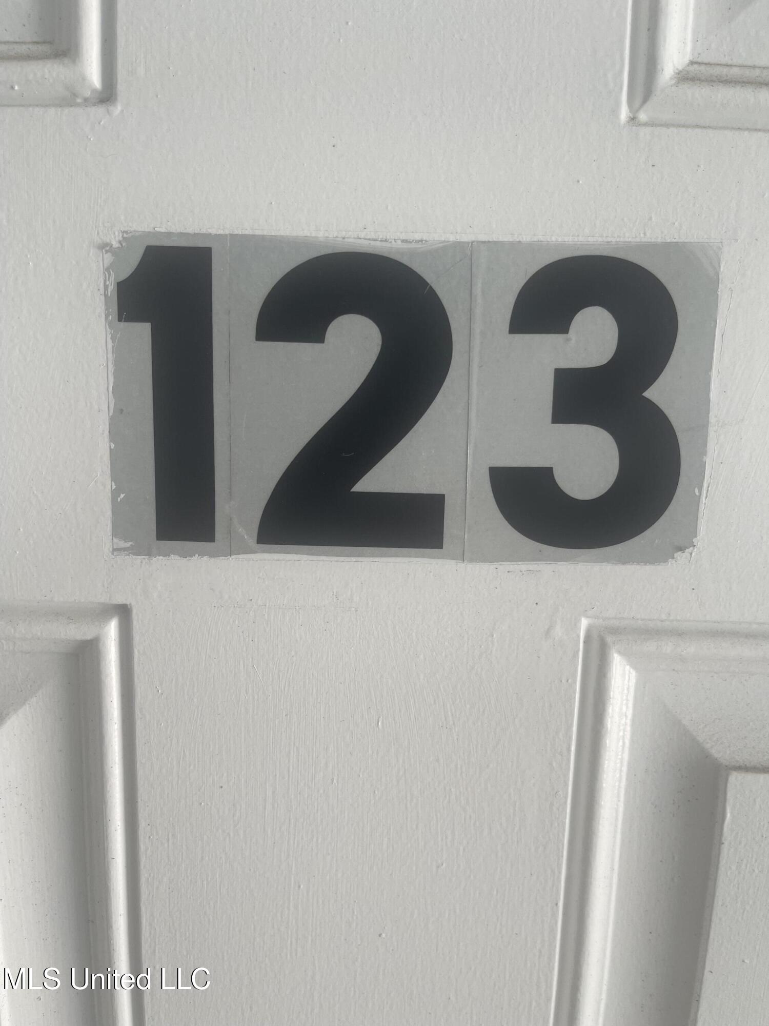 1282 Beach Boulevard Property Photo 3