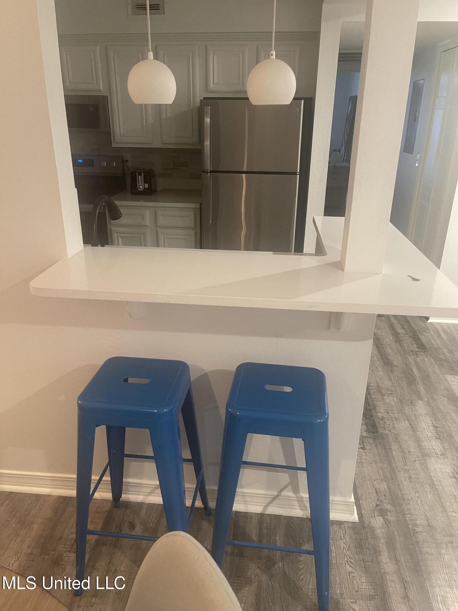 1282 Beach Boulevard Property Photo 12