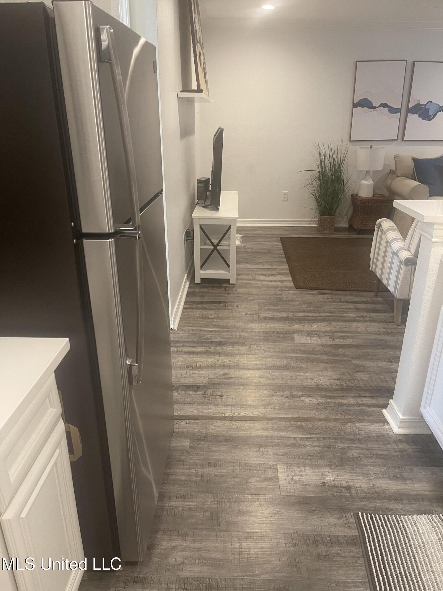 1282 Beach Boulevard Property Photo 15