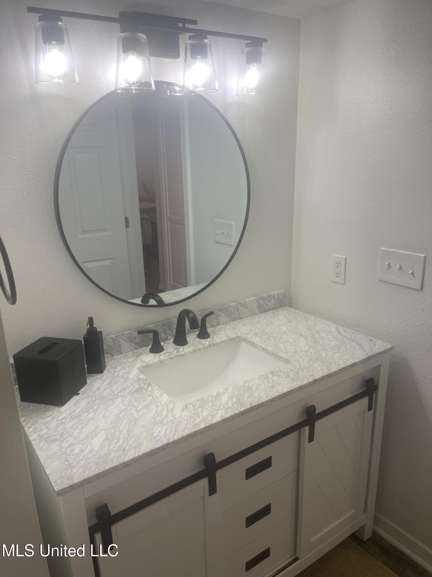 1282 Beach Boulevard Property Photo 18
