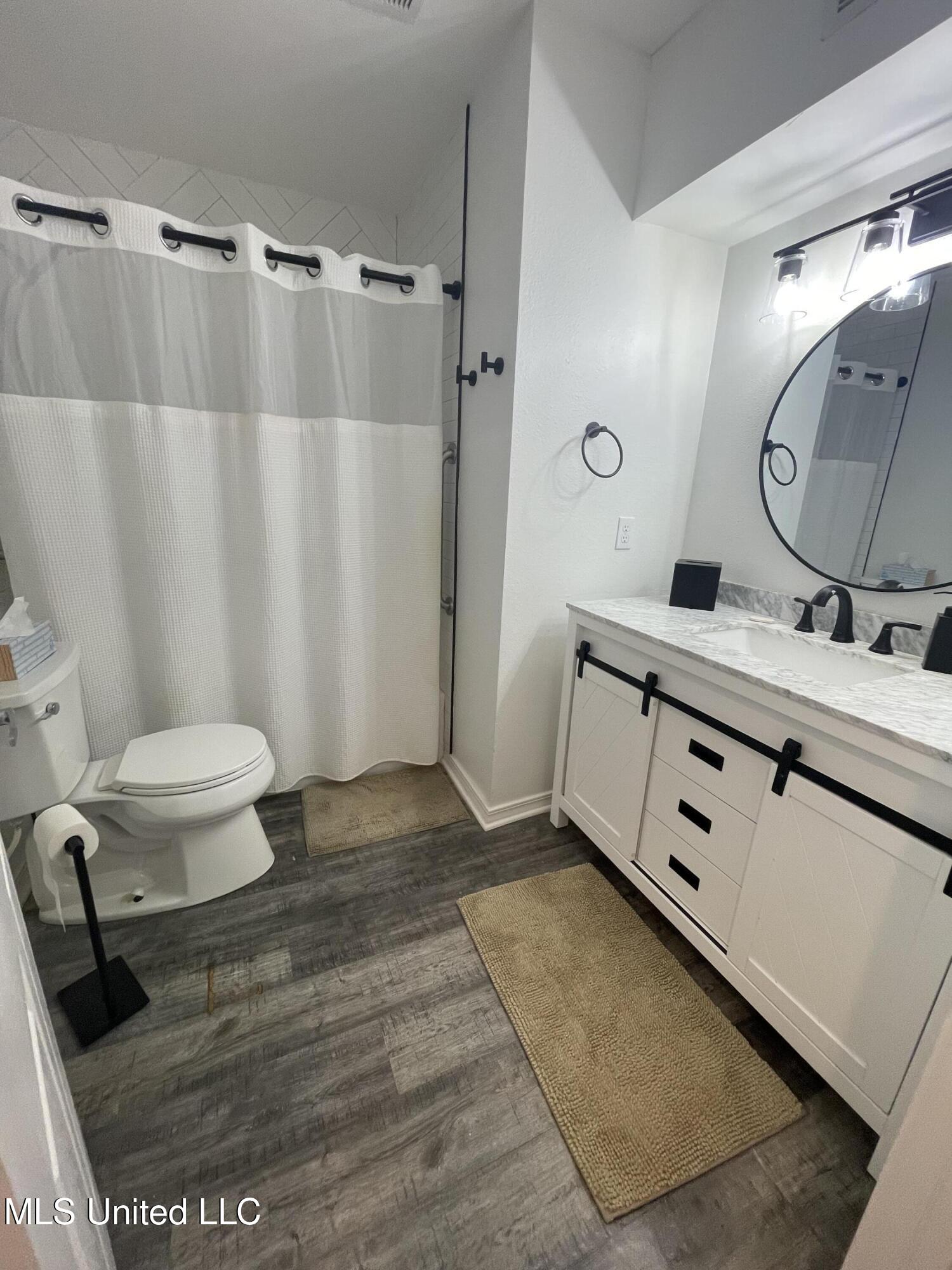 1282 Beach Boulevard Property Photo 20