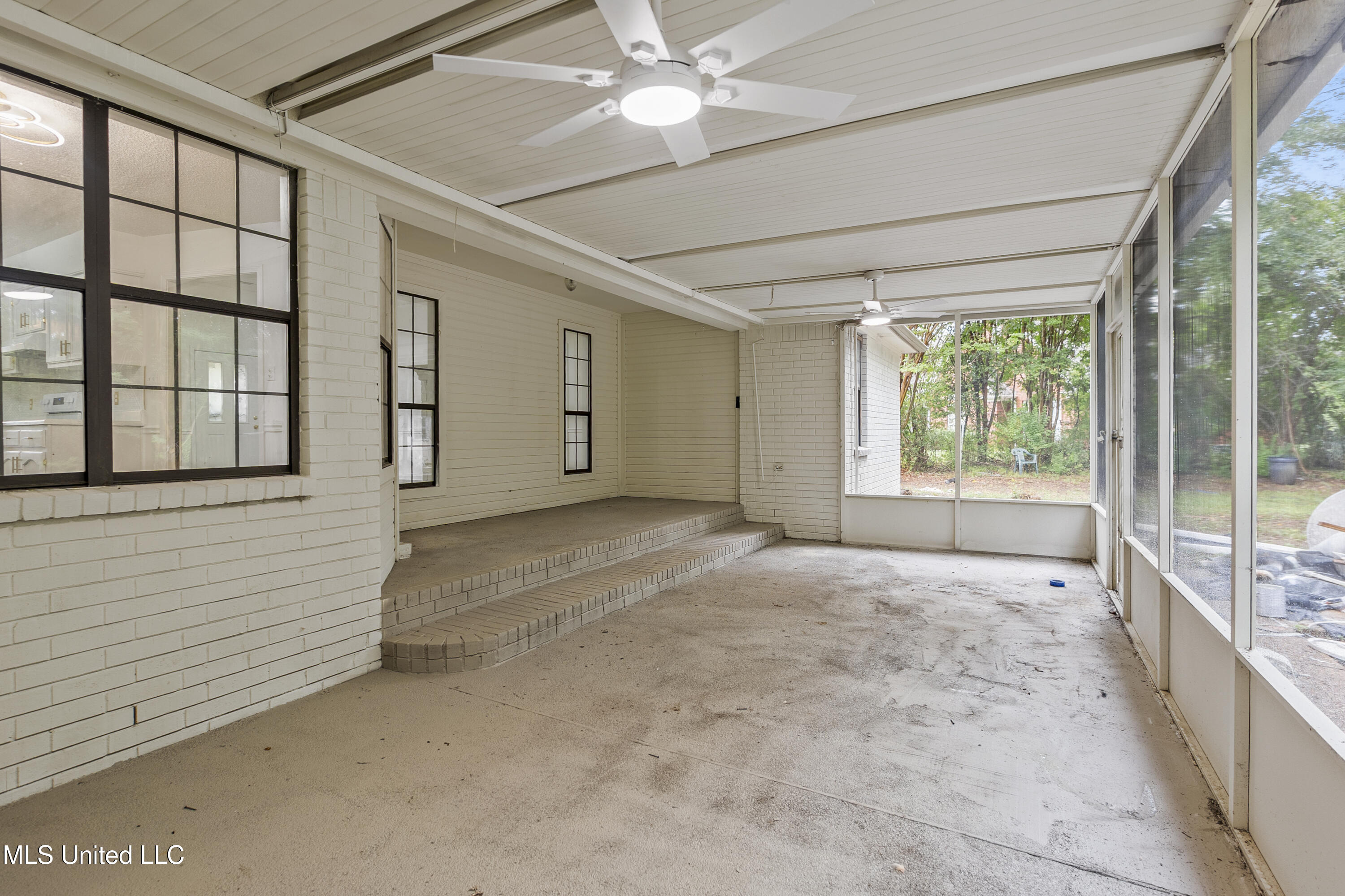 132 Keestone Drive Property Photo 15
