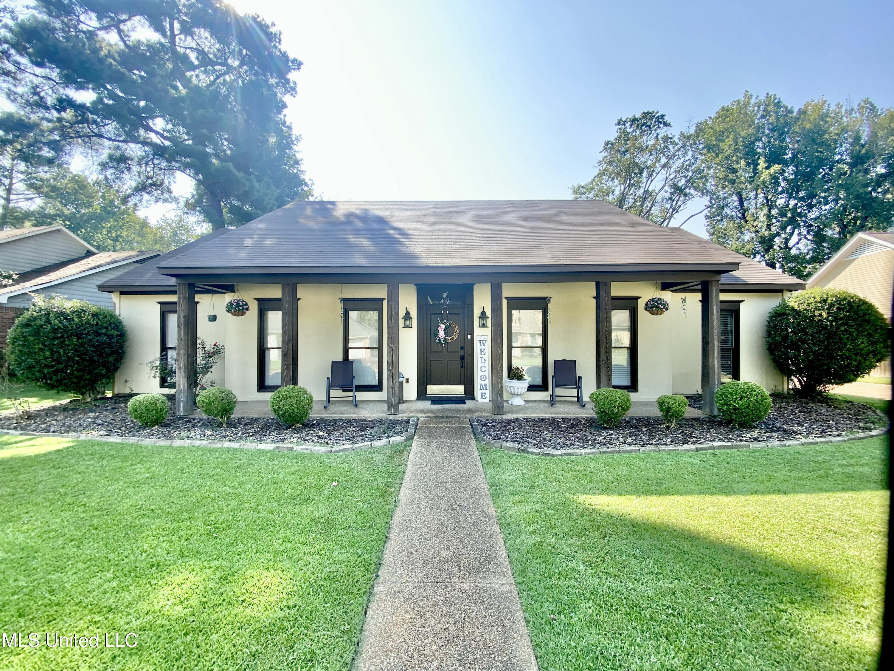 108 Honeysuckle Lane