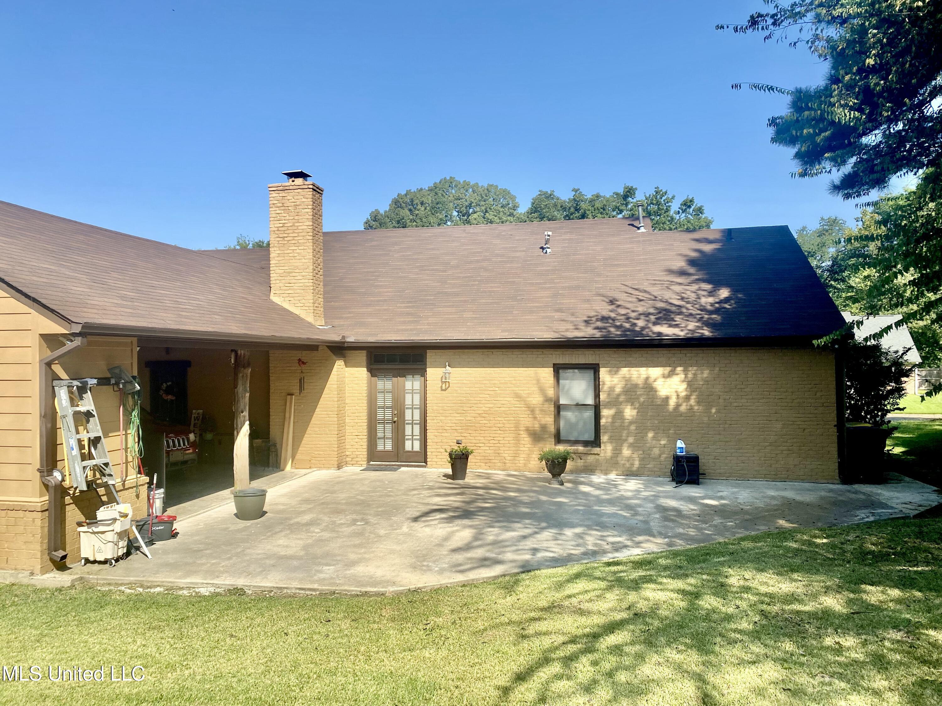 108 Honeysuckle Lane Property Photo 30