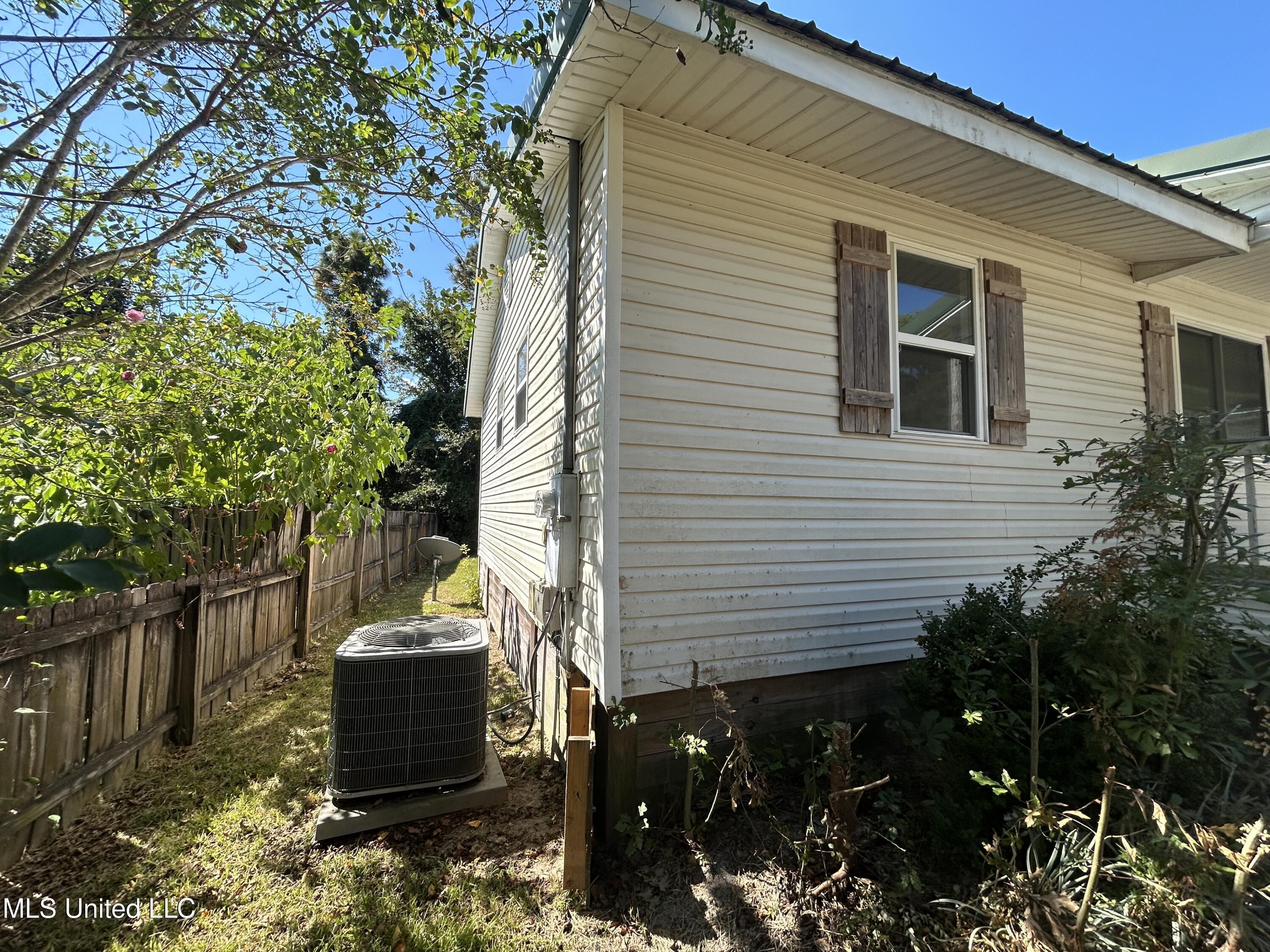 8924 Hamakua Street Property Photo 11