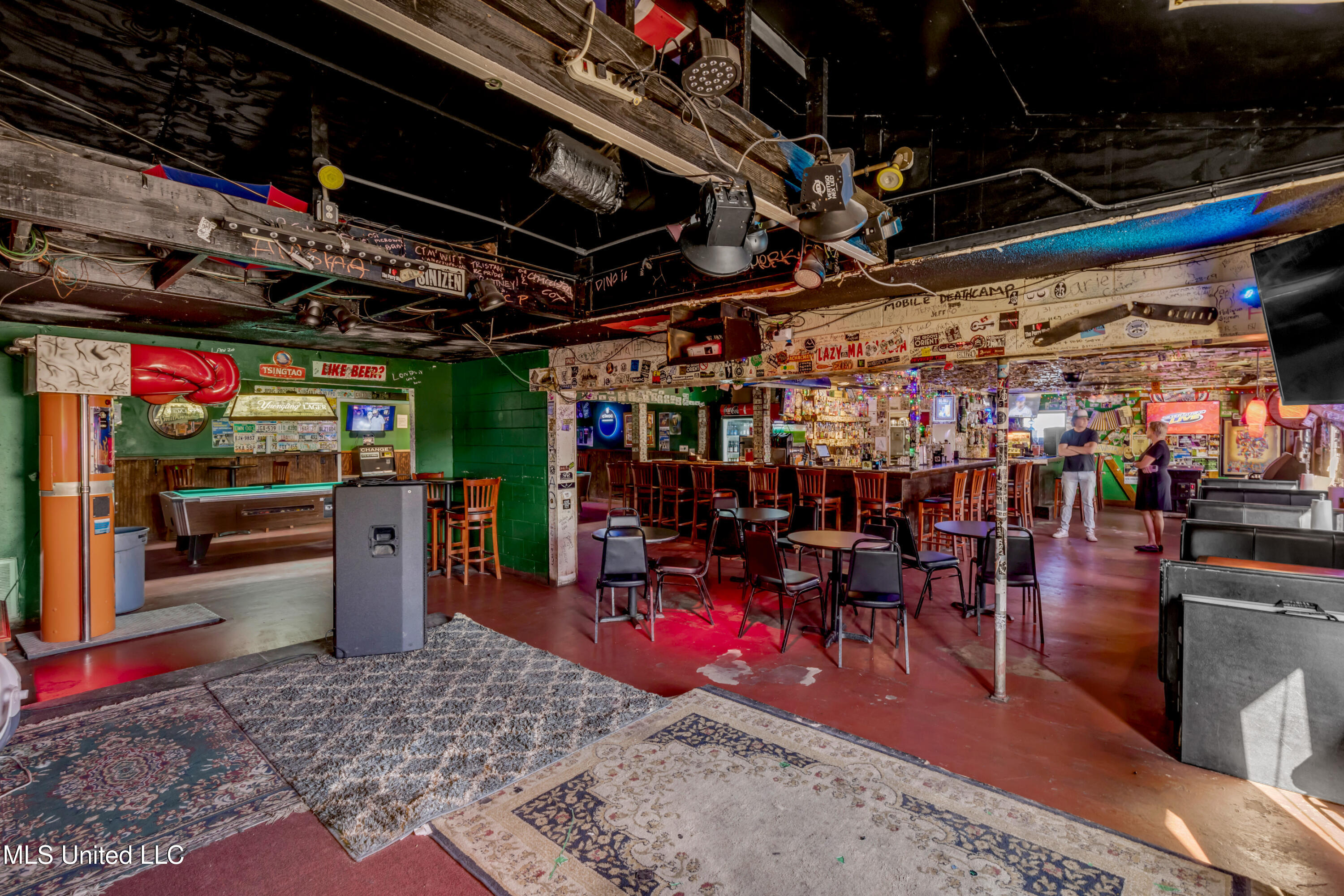 4901 Chicot Road Property Photo 22