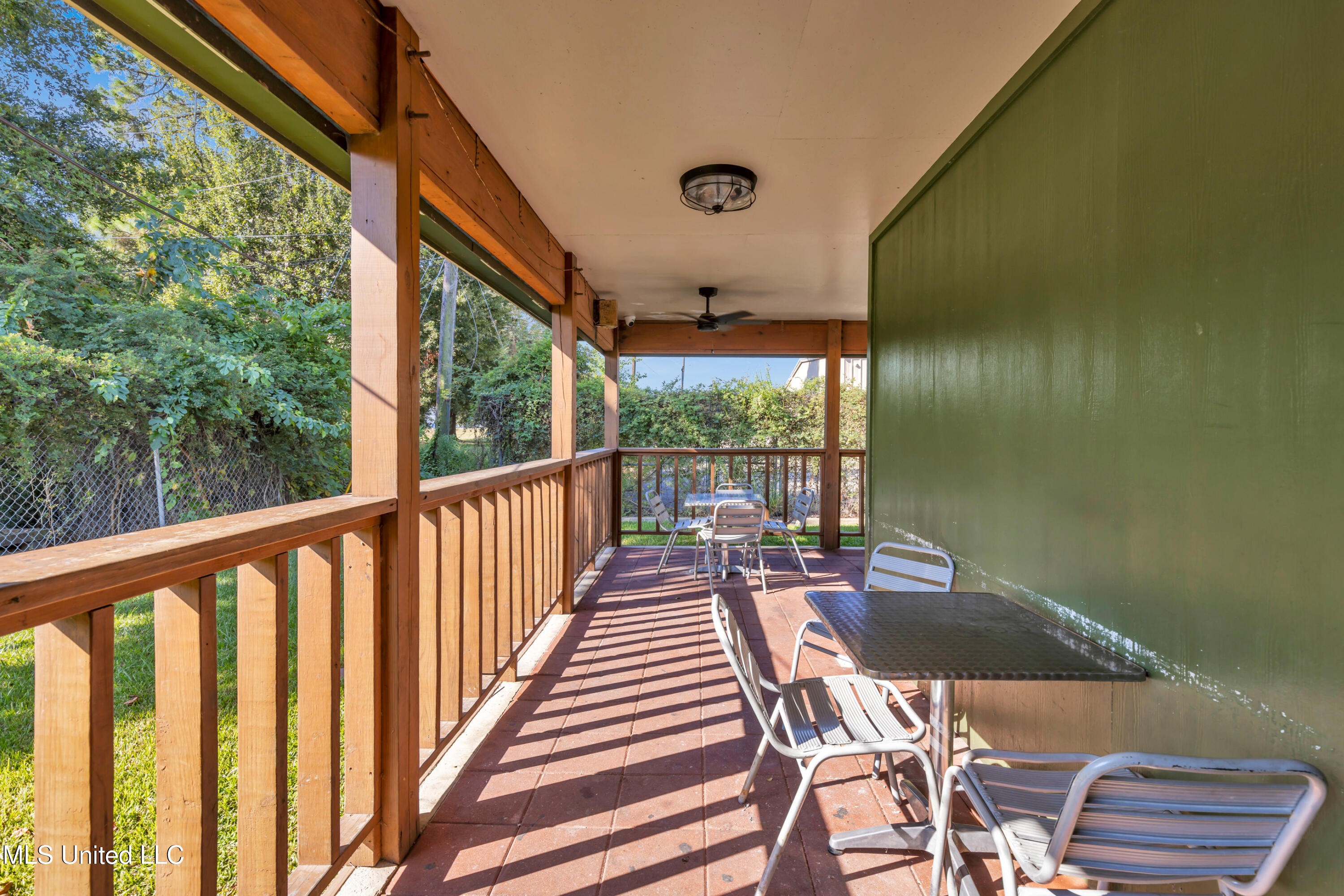 4901 Chicot Road Property Photo 44