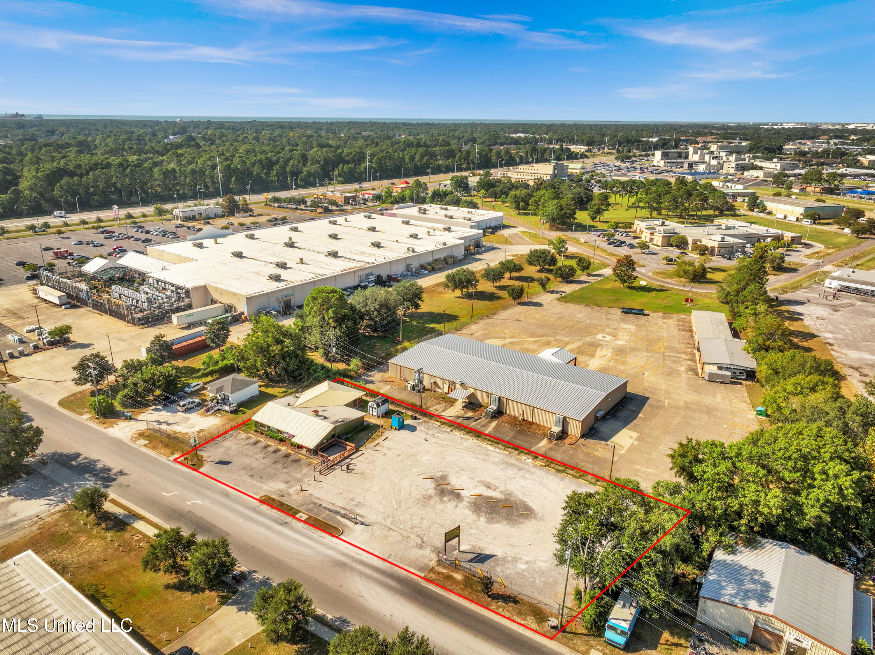 4901 Chicot Road Property Photo 47