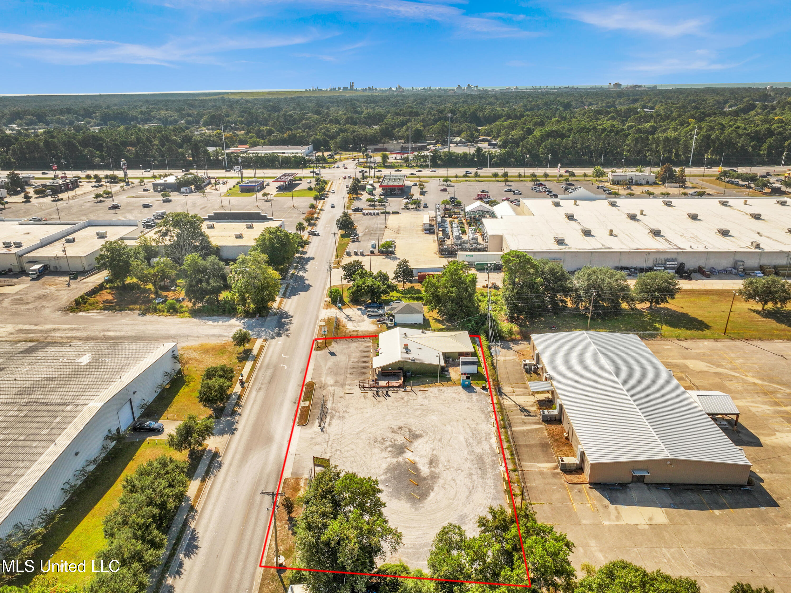 4901 Chicot Road Property Photo 48